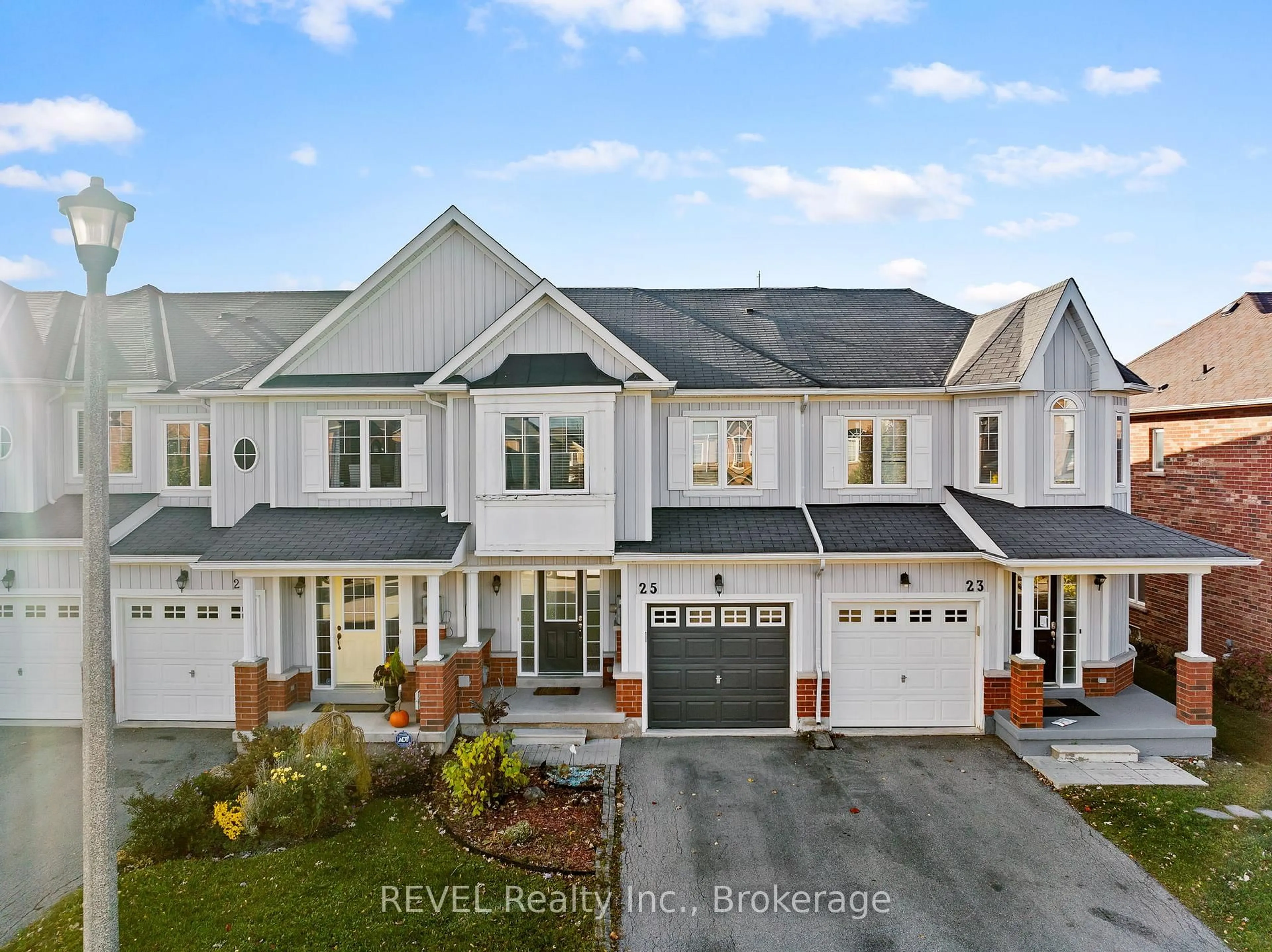 Unknown for 25 Colonel Lyall St, St. Catharines Ontario L2P 0B3