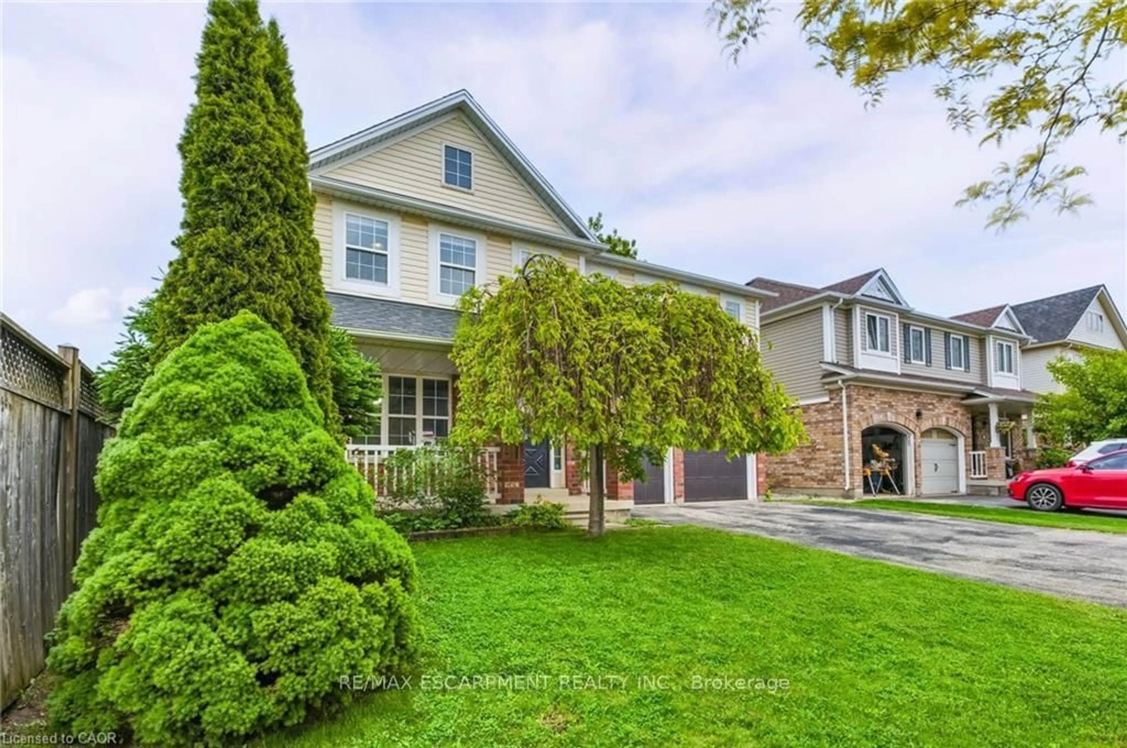 Home with brick exterior material, street for 5 Mavin St, Brantford Ontario N3T 6N1