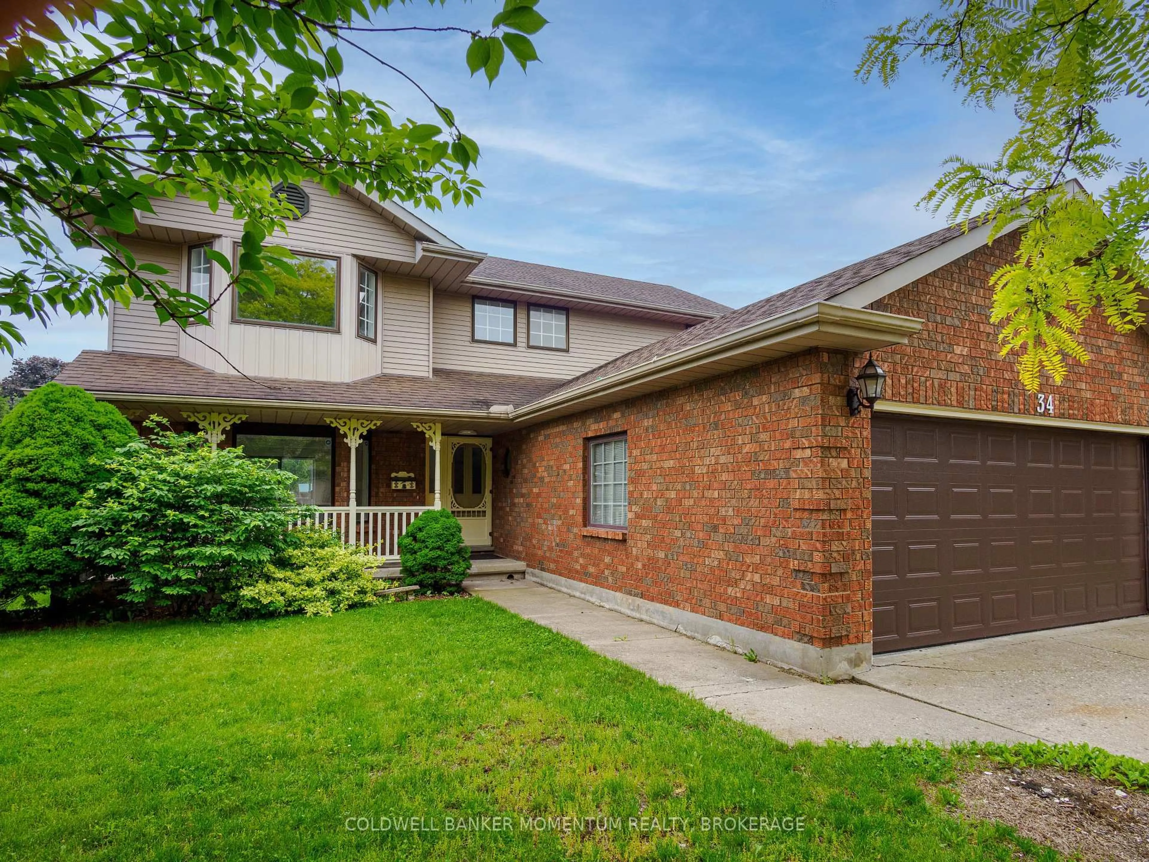 Home with brick exterior material, street for 34 Mann Ave, Norfolk Ontario N3Y 5J3