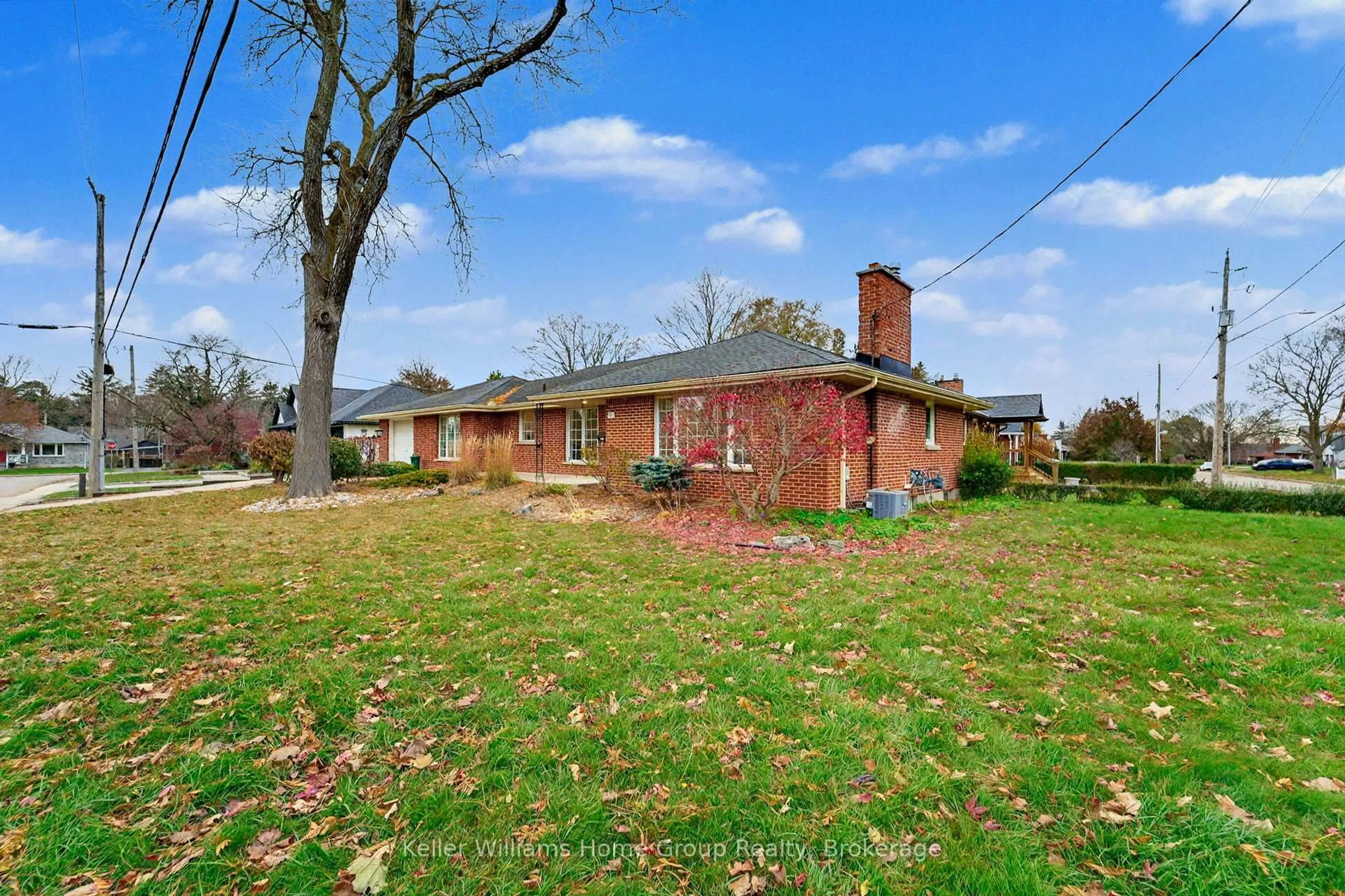 Home with brick exterior material, unknown for 519 Fair St, Woodstock Ontario N4S 5T7