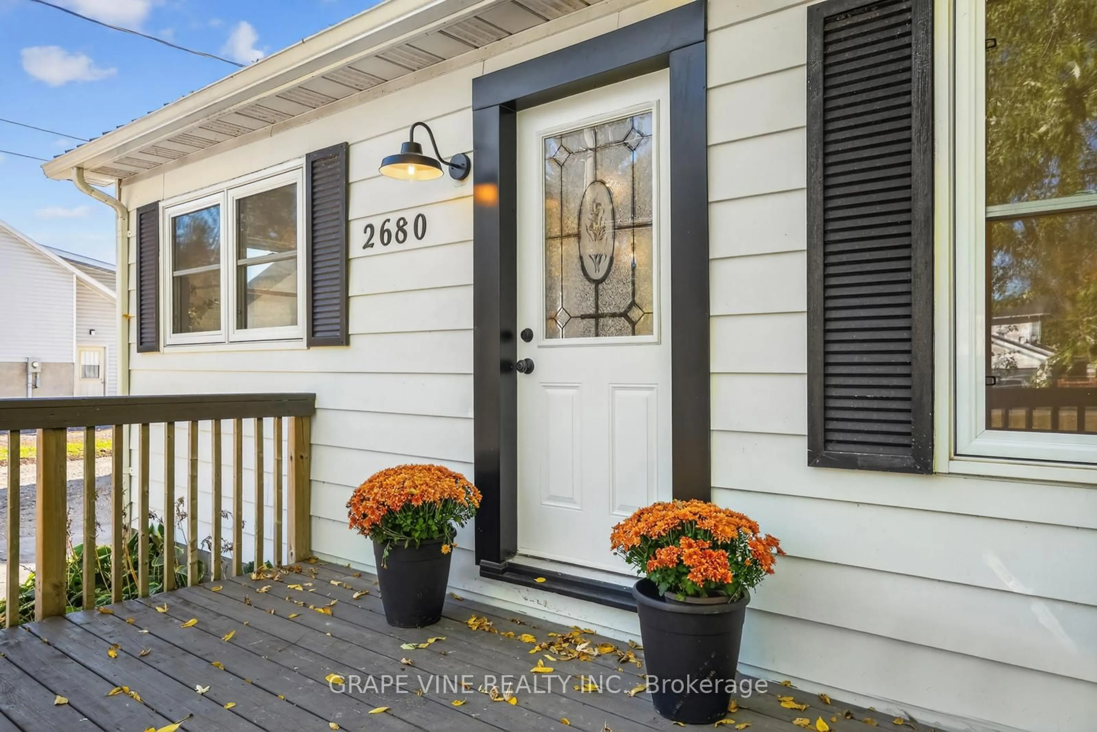 Indoor entryway for 2680 River Rd, North Grenville Ontario K0G 1J0