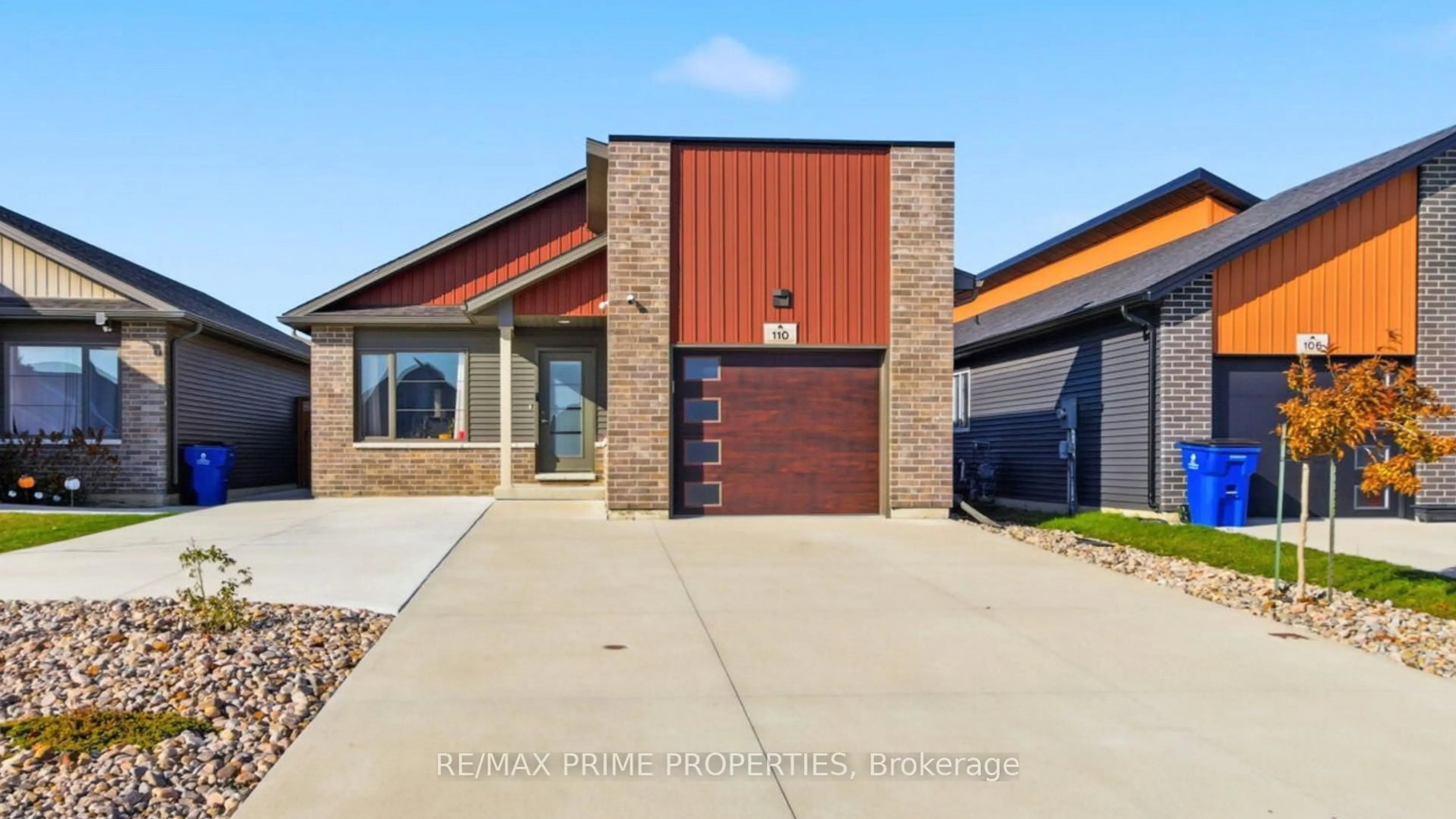 Home with brick exterior material, street for 110 Moonstone Cres, Chatham-Kent Ontario N7M 0S2