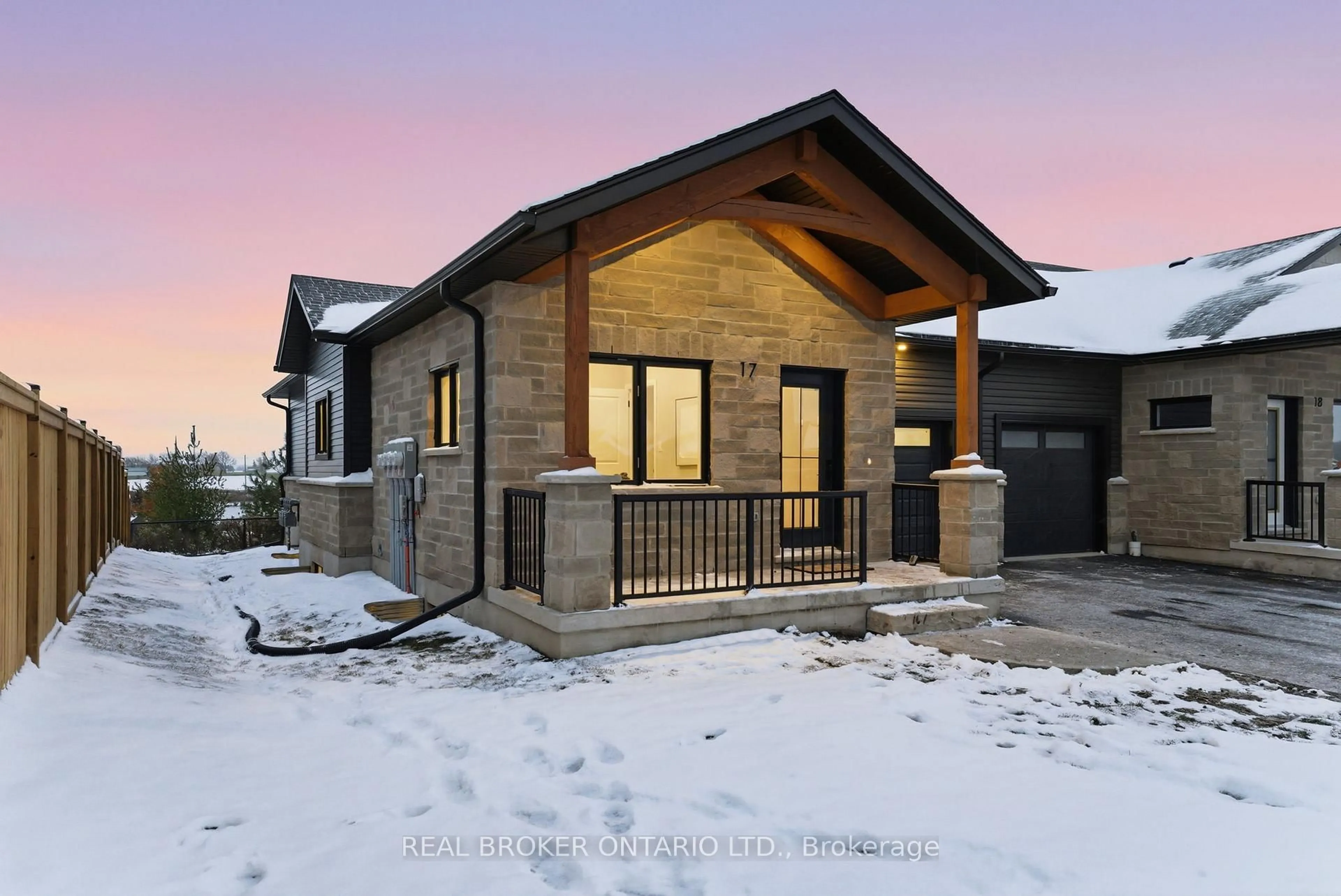 Home with brick exterior material, unknown for 29 Weymouth St #25, Woolwich Ontario N3B 0G3