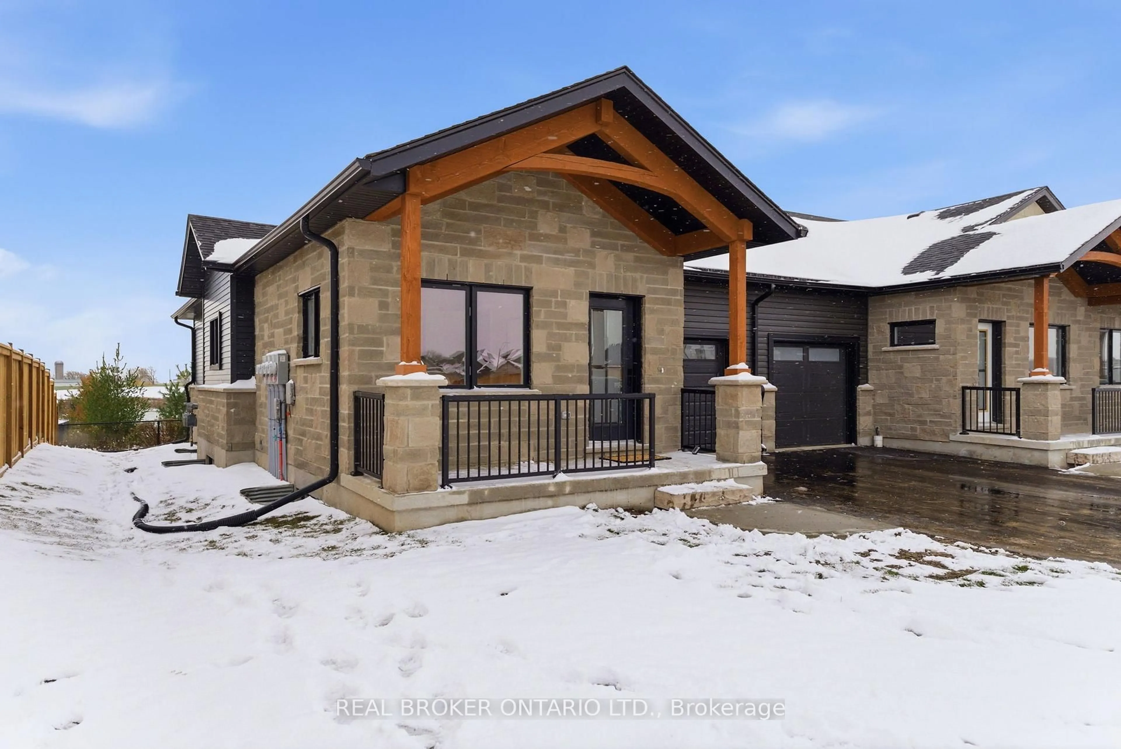 Home with brick exterior material, street for 29 Weymouth St #25, Woolwich Ontario N3B 0G3