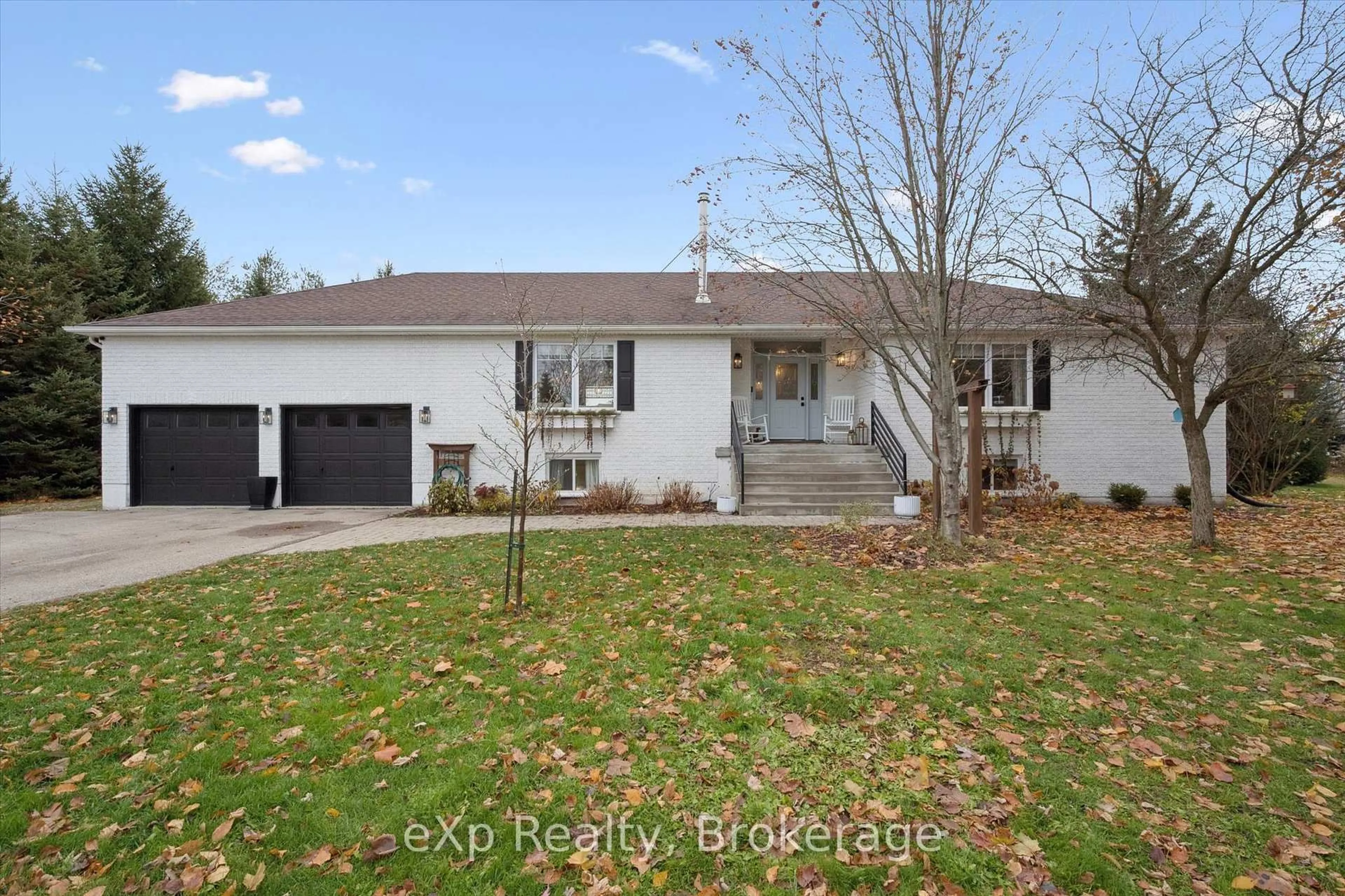 Home with vinyl exterior material, street for 7223 Wellington Rd 51 Rd, Guelph/Eramosa Ontario N0B 1B0