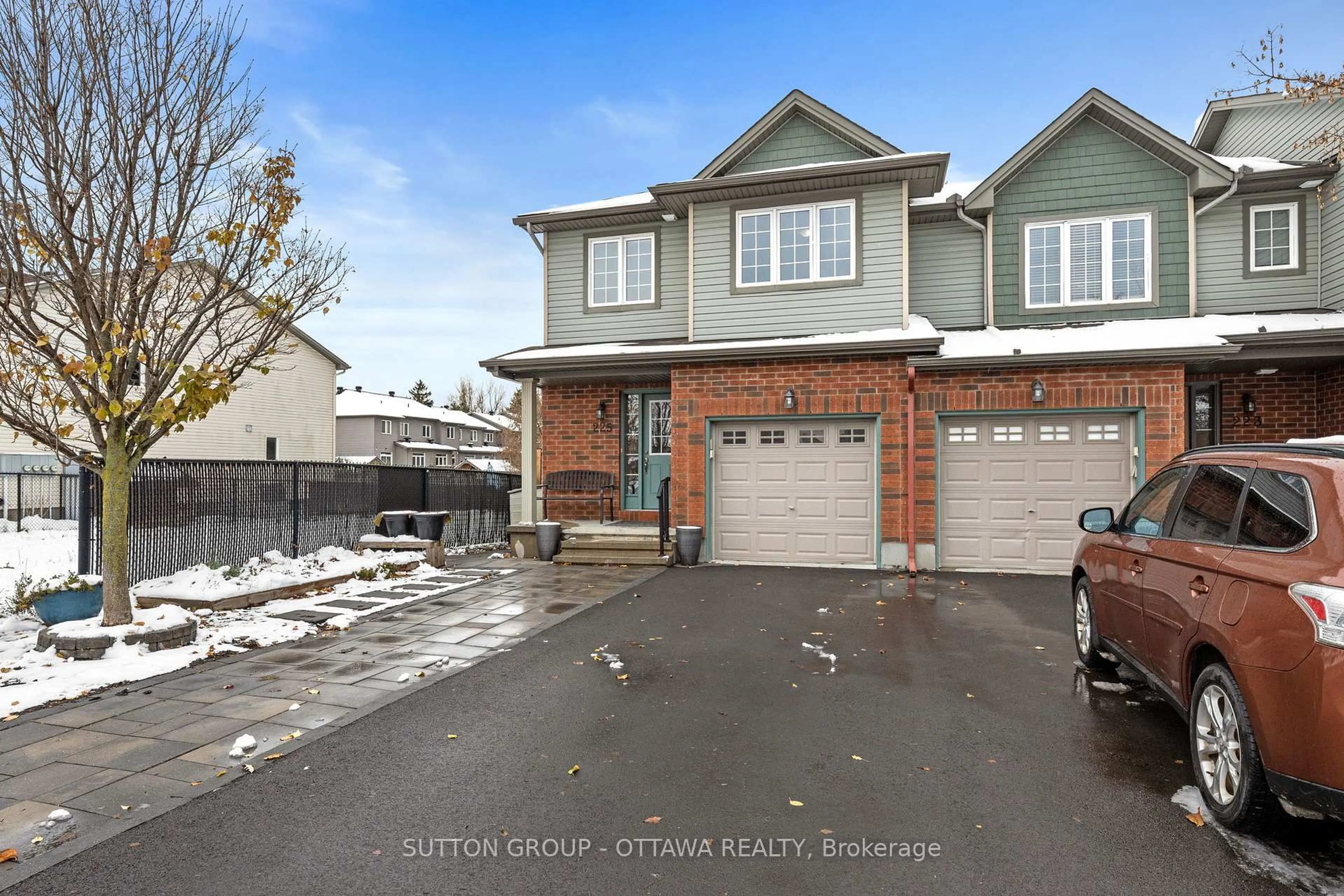 Unknown for 225 Vision St, Ottawa Ontario K4M 0B5