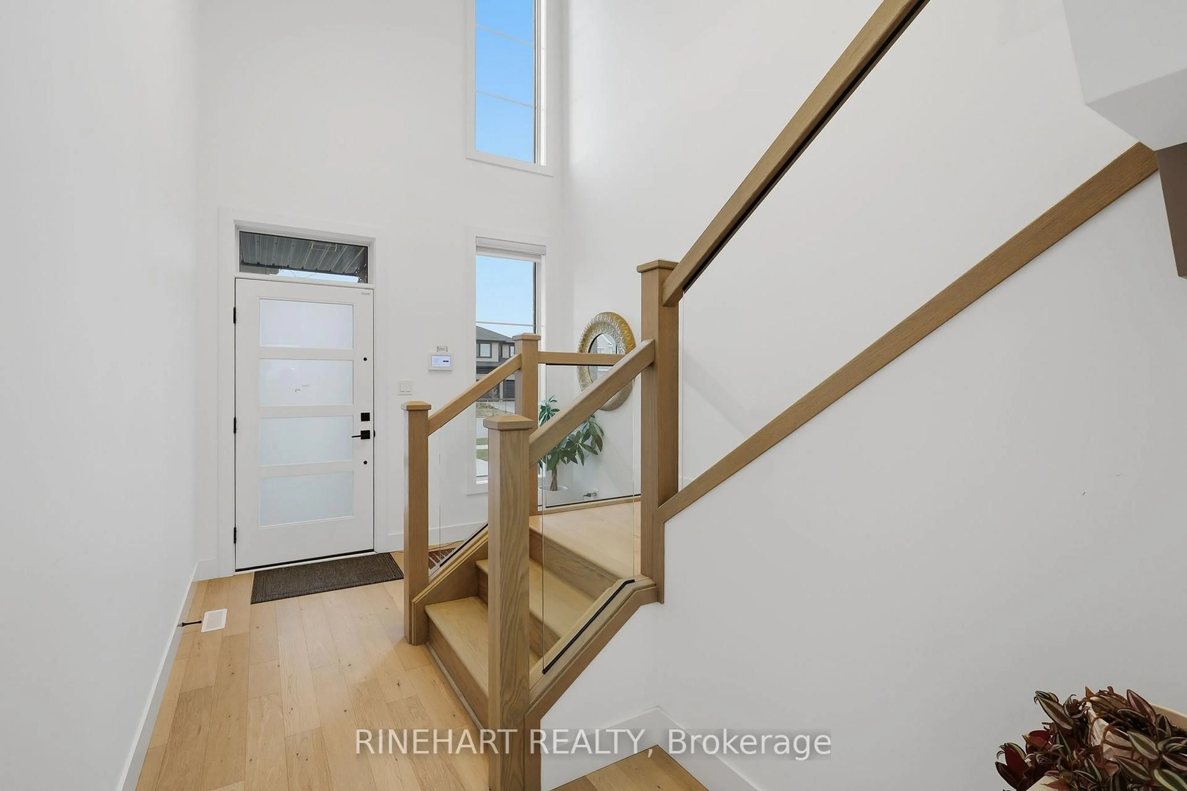 Unknown for 37 Evylean Crt, St. Thomas Ontario N5R 0P6