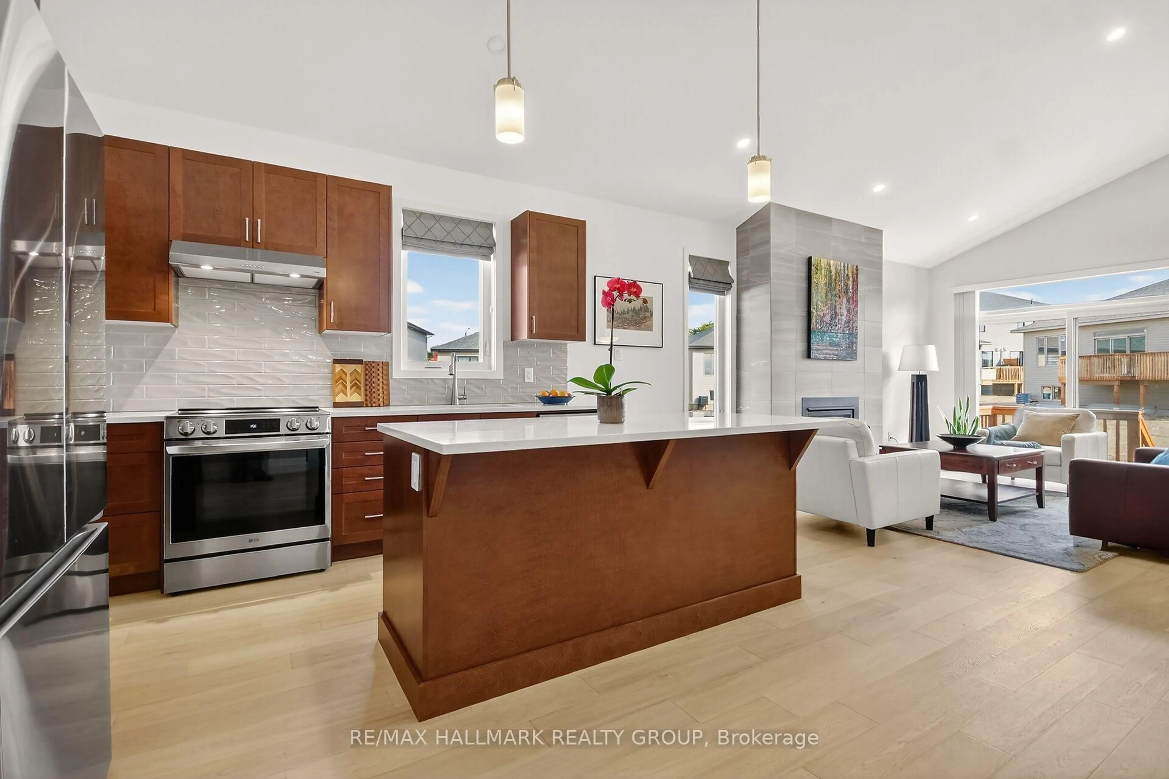 Open concept kitchen, unknown for 252 O'Donovan Dr, Carleton Place Ontario K7C 0X4