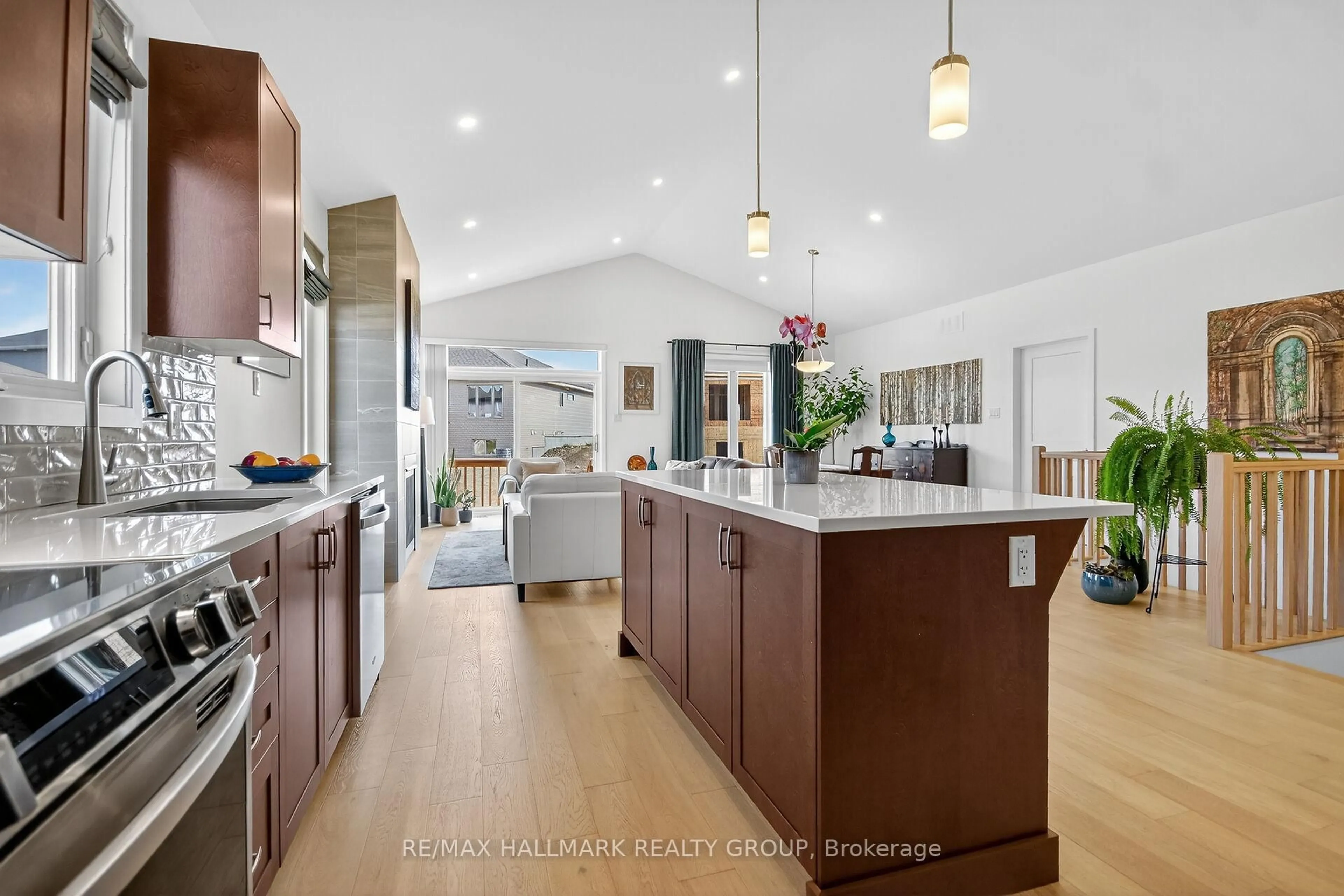 Open concept kitchen, unknown for 252 O'Donovan Dr, Carleton Place Ontario K7C 0X4