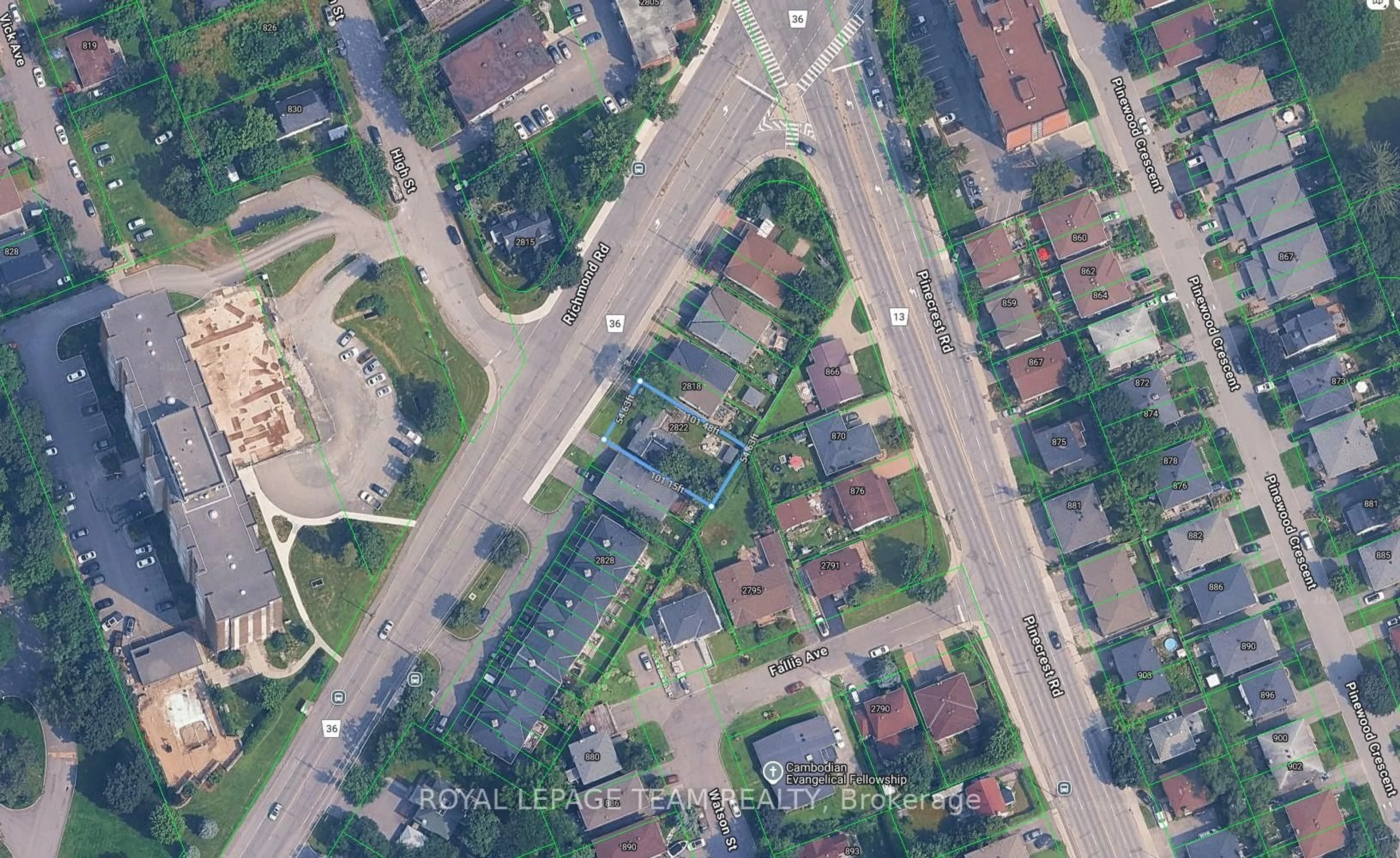 A pic from outside/outdoor area/front of a property/back of a property/a pic from drone, street for 2822 Richmond Rd, Ottawa Ontario K2B 6S5