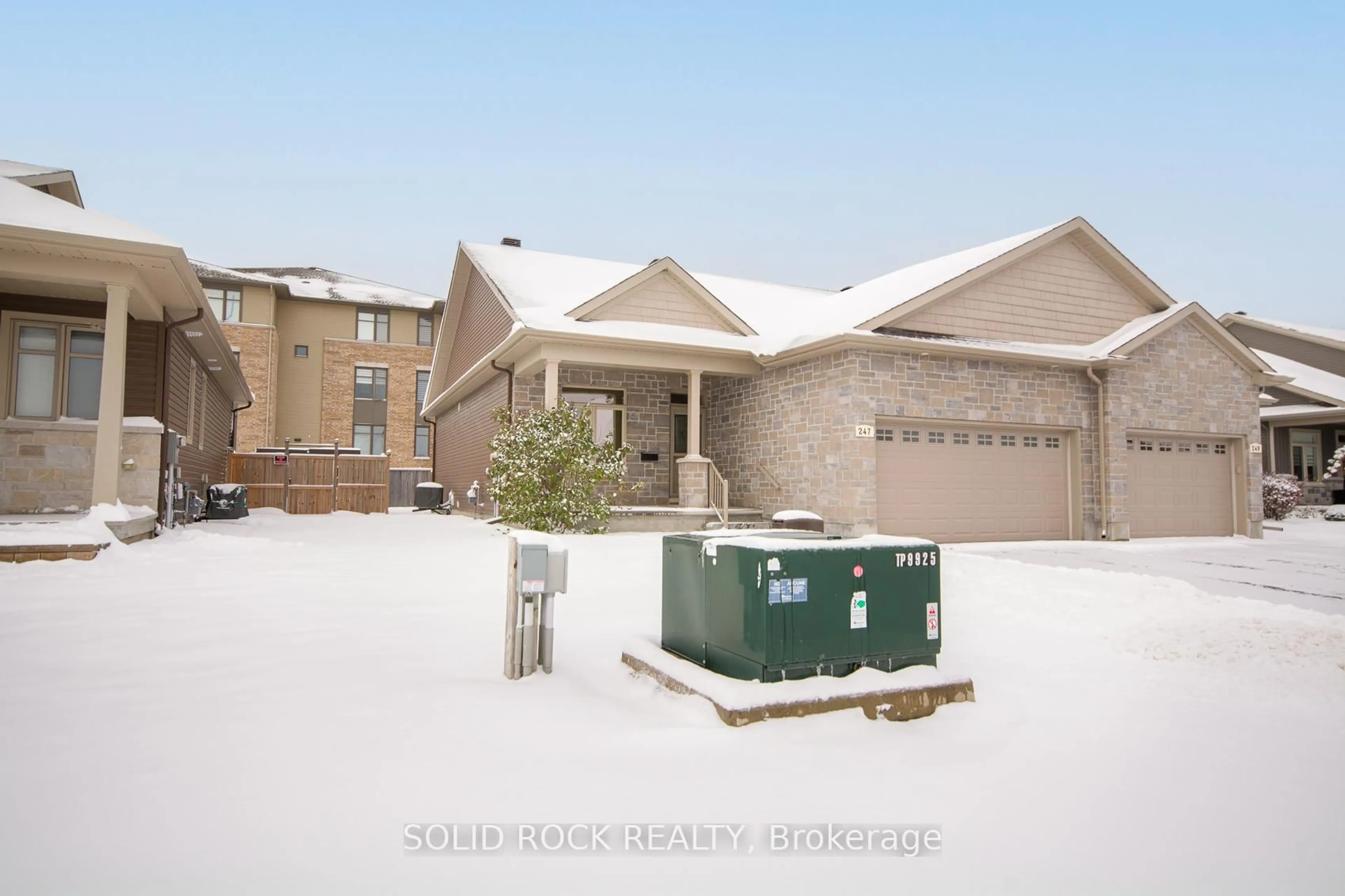 Unknown for 247 Shinny Ave, Ottawa Ontario K2V 0B9