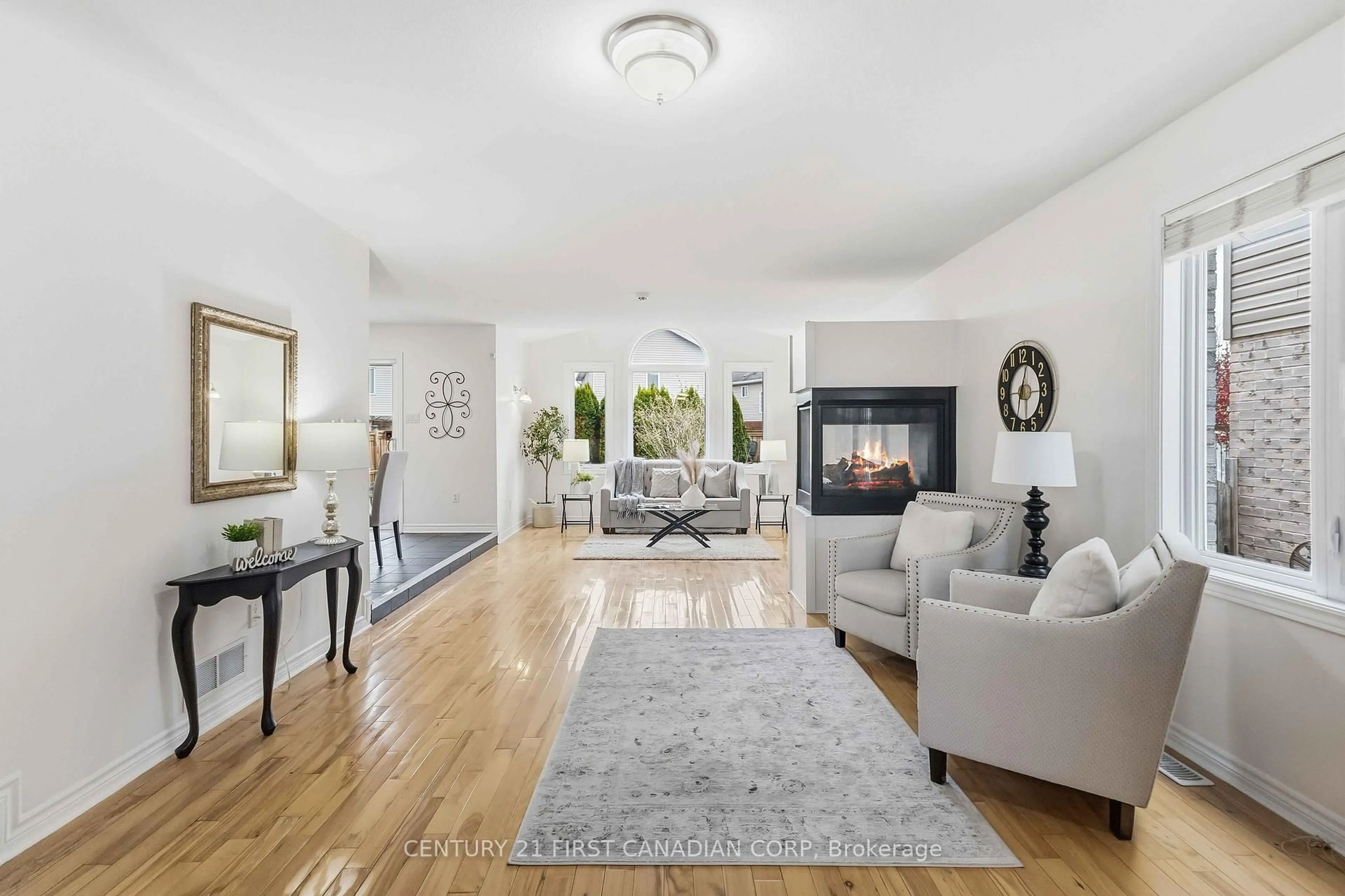 Living room with furniture, unknown for 1353 South Wenige Dr, London North Ontario N5X 4M8