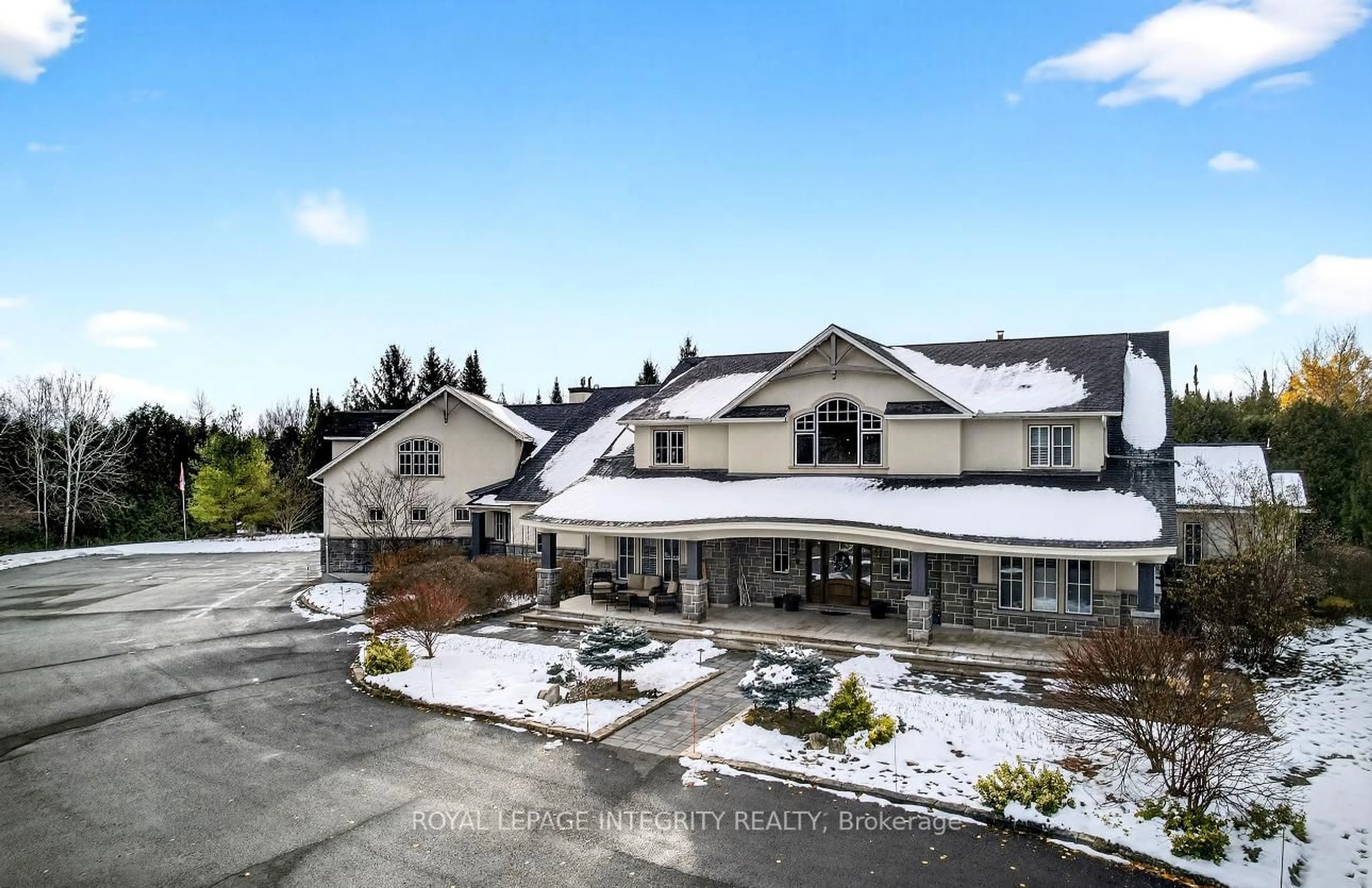 A pic from outside/outdoor area/front of a property/back of a property/a pic from drone, mountain view for 551 Richmond Rd, Ashton Ontario K0A 1B0