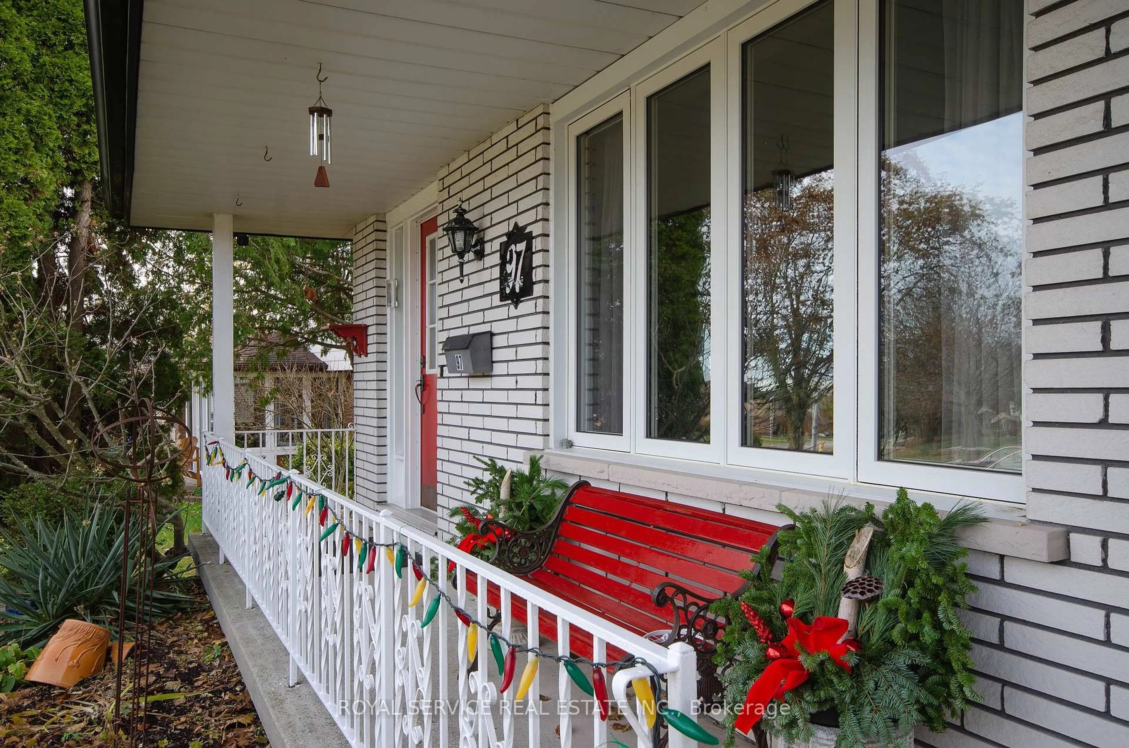 Patio, street for 97 Centennial Dr, Port Hope Ontario L1A 3X3