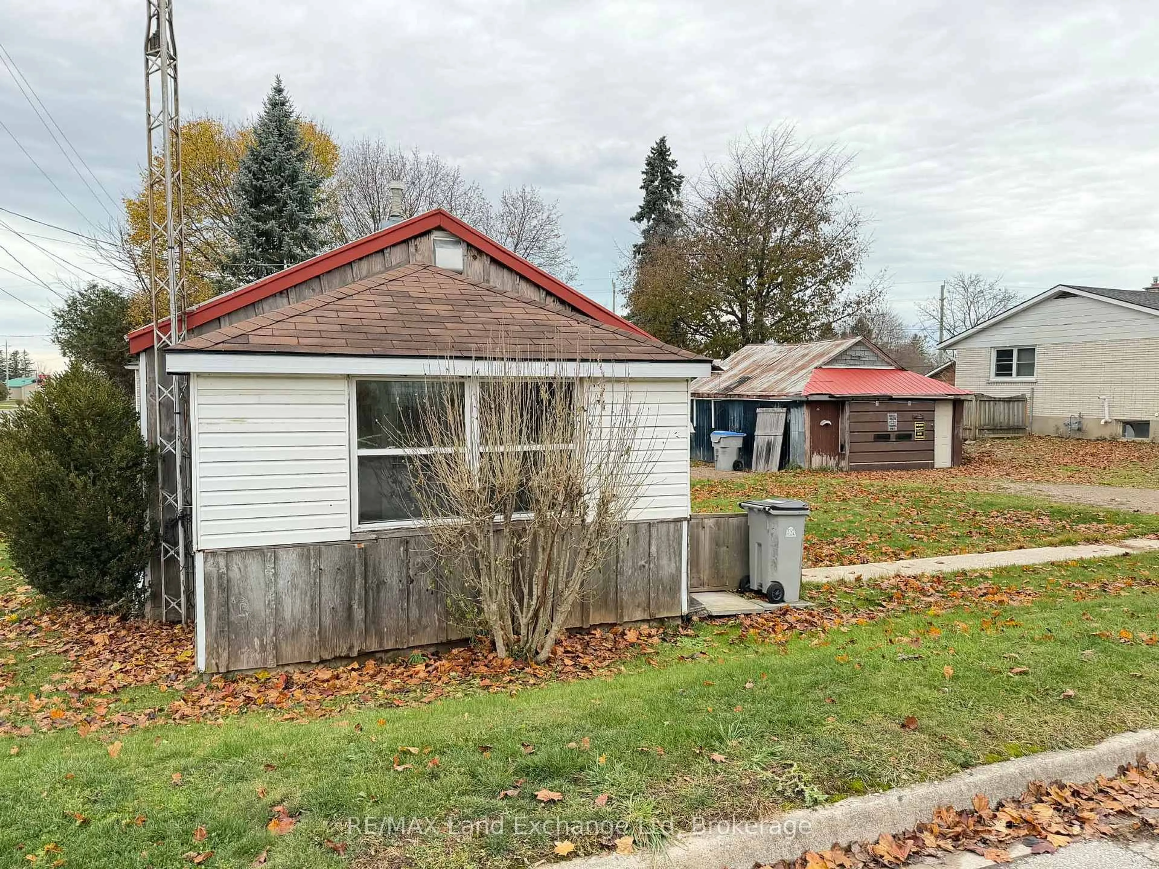 Shed for 178 James St, Central Huron Ontario N0M 1L0