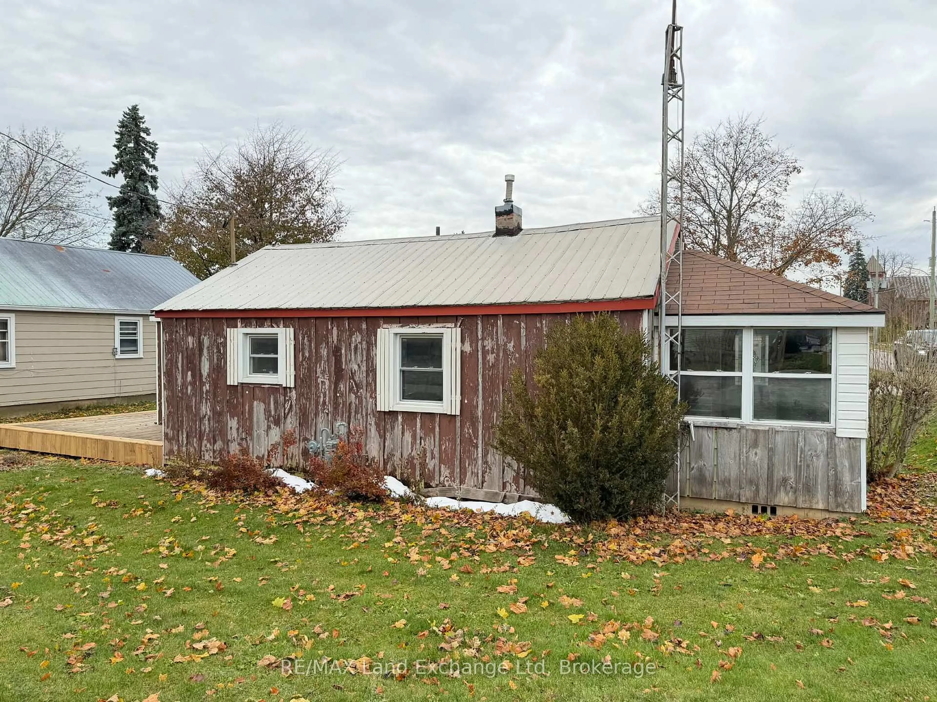 Shed for 178 James St, Central Huron Ontario N0M 1L0