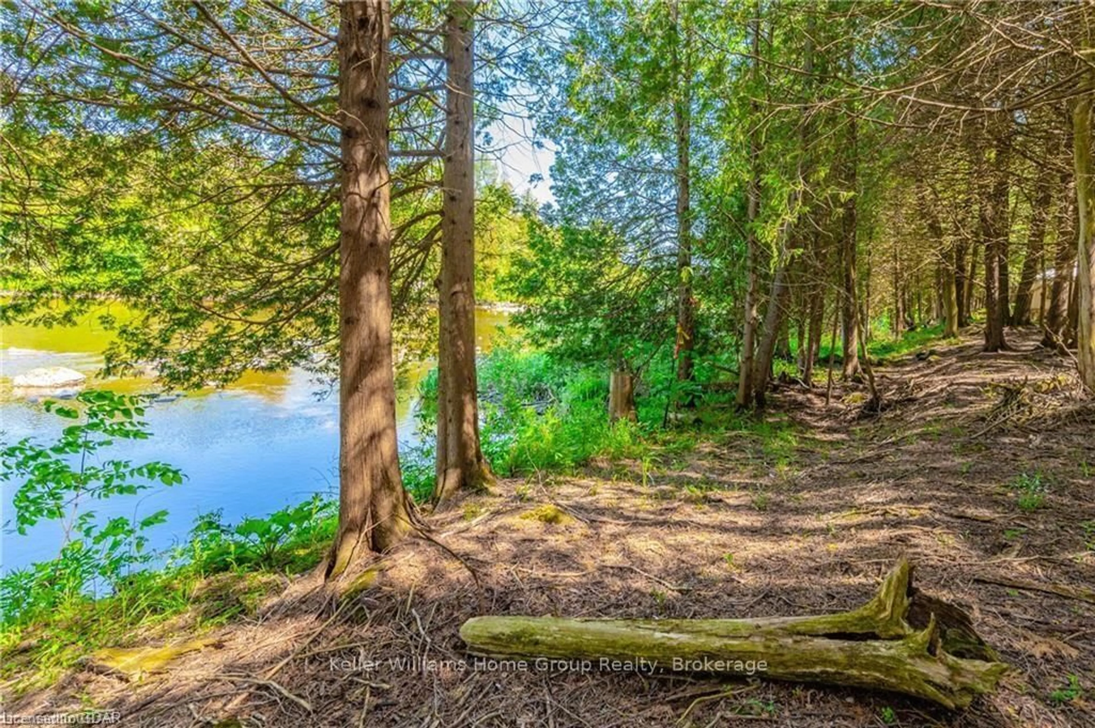 Patio, forest/trees view for 8218 Wellington Rd 18, Centre Wellington Ontario N1M 2W5