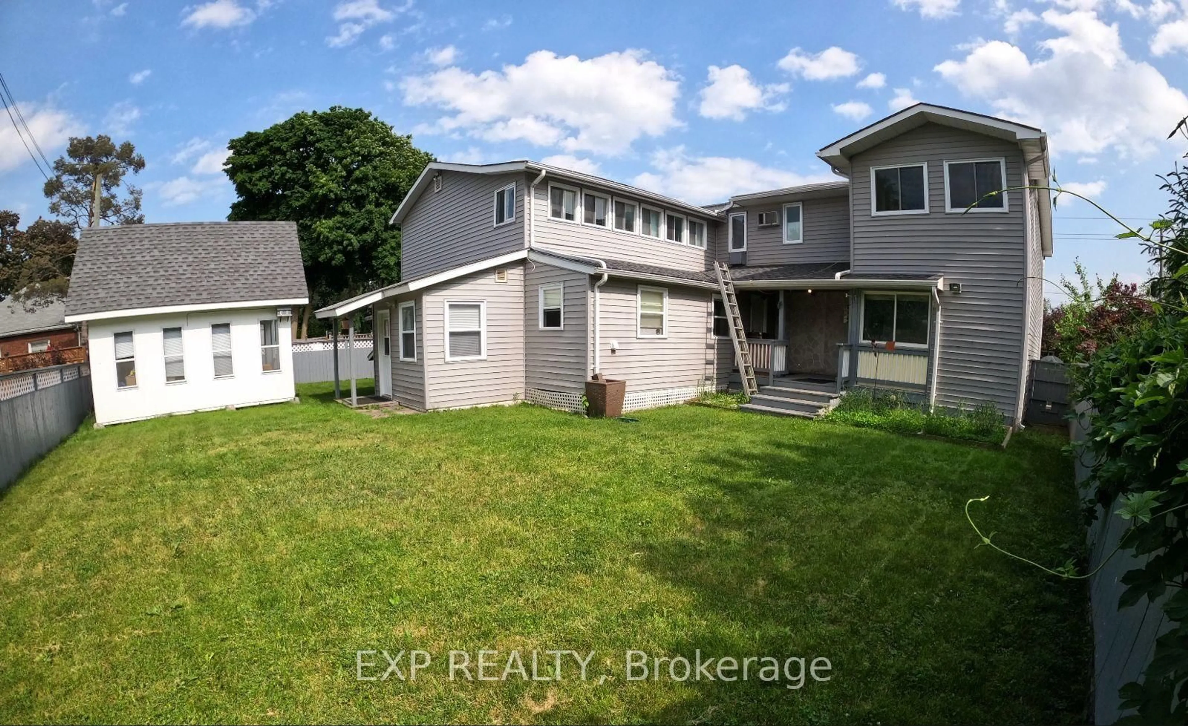 A pic from outside/outdoor area/front of a property/back of a property/a pic from drone, street for 612 Romaine St, Peterborough Ontario K9J 2E4