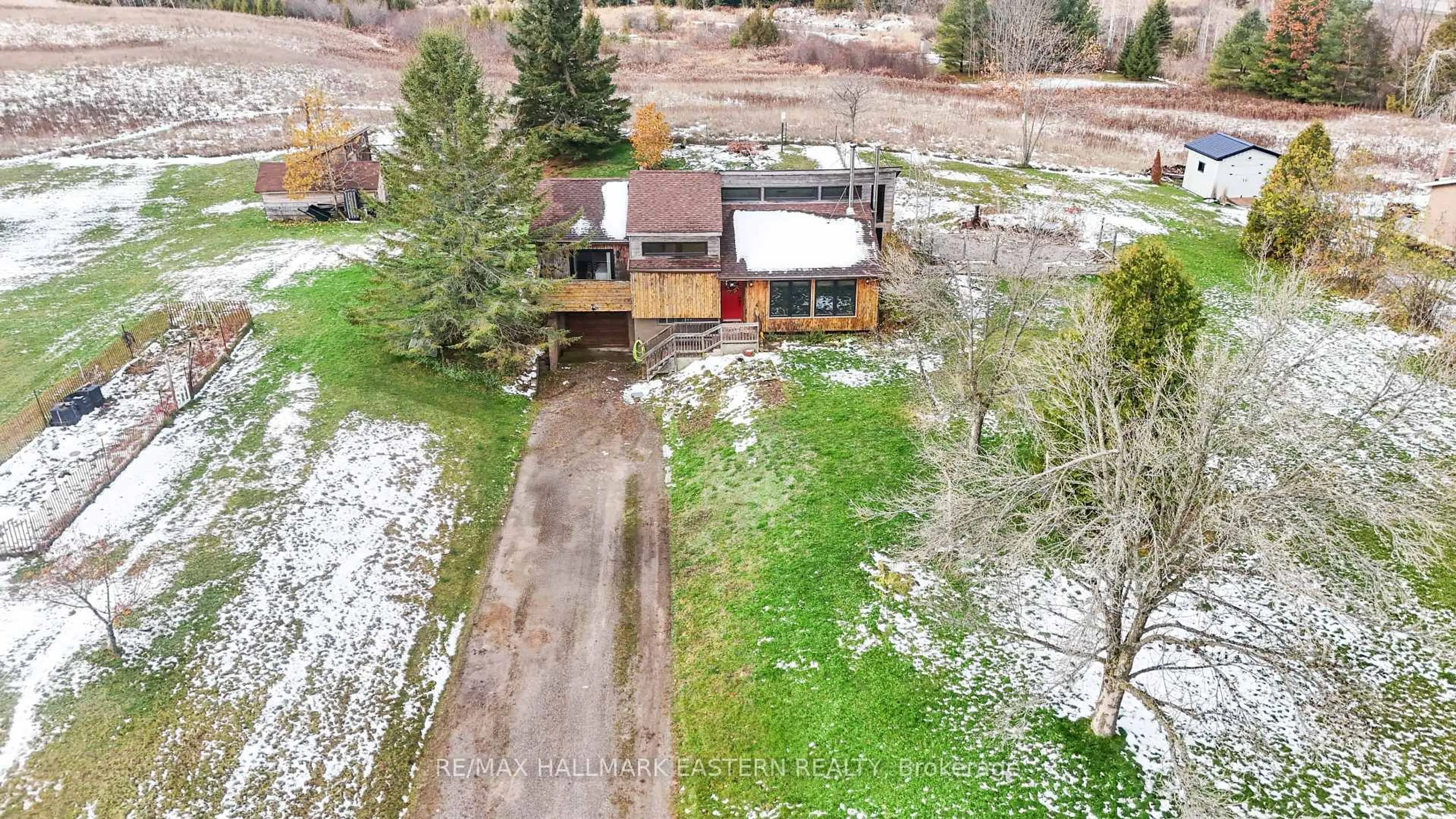 A pic from outside/outdoor area/front of a property/back of a property/a pic from drone, unknown for 2574 Asphodel 12th Line, Asphodel-Norwood Ontario K0L 2V0