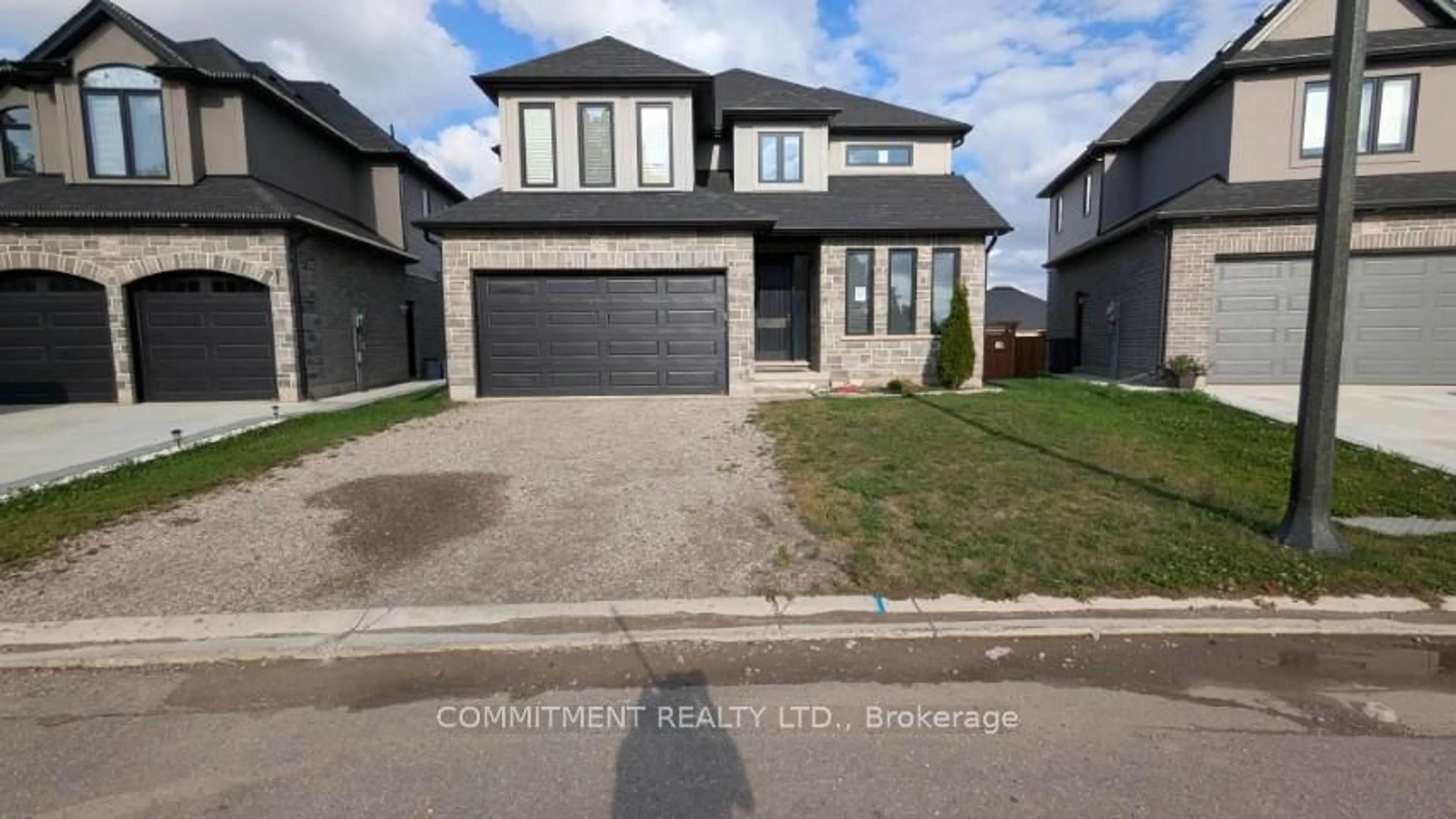 Home with brick exterior material, street for 522 Masters Dr, Woodstock Ontario N4T 0L2