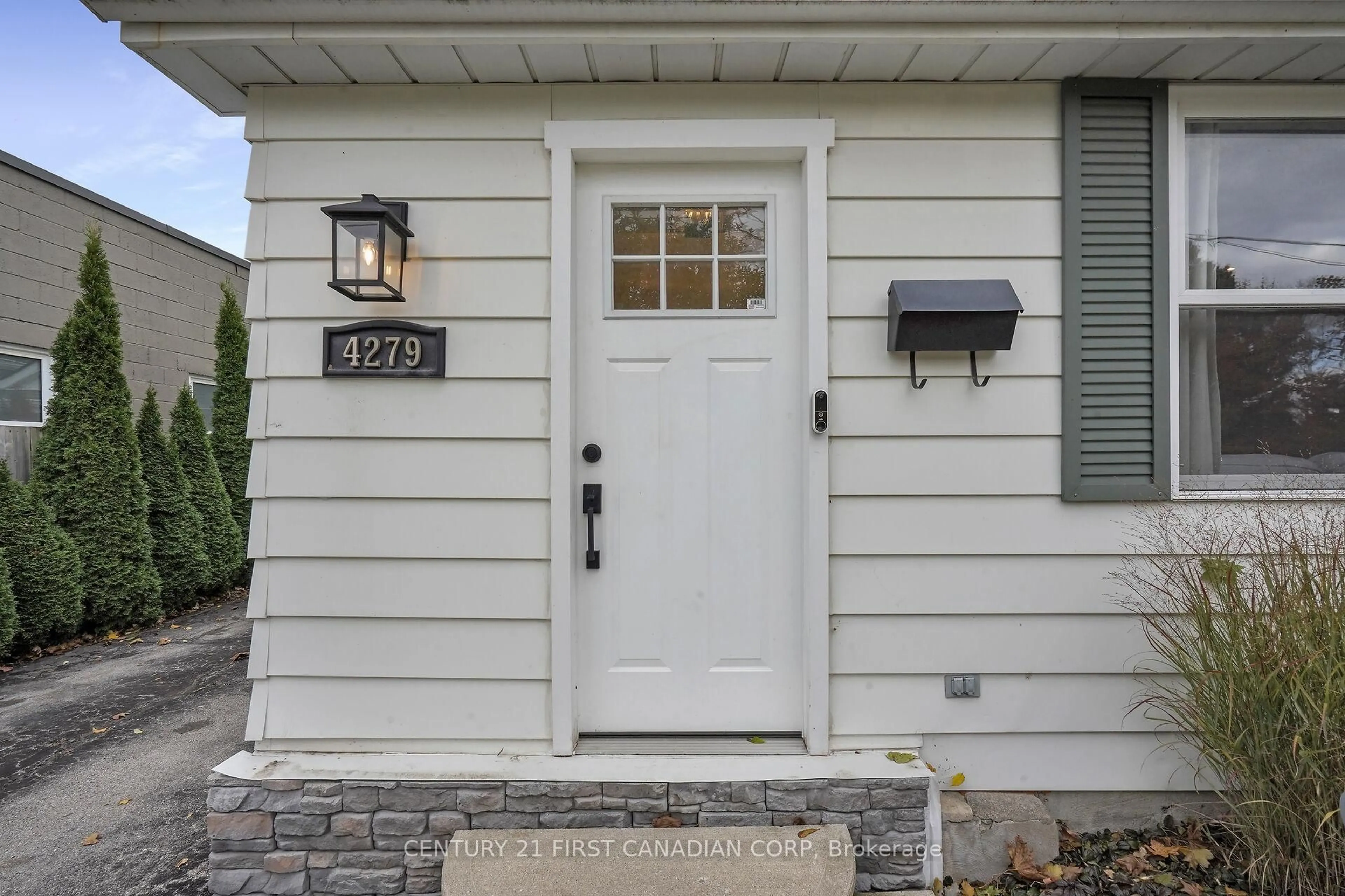 Unknown for 4279 South Routledge Rd, London South Ontario N6P 1A3