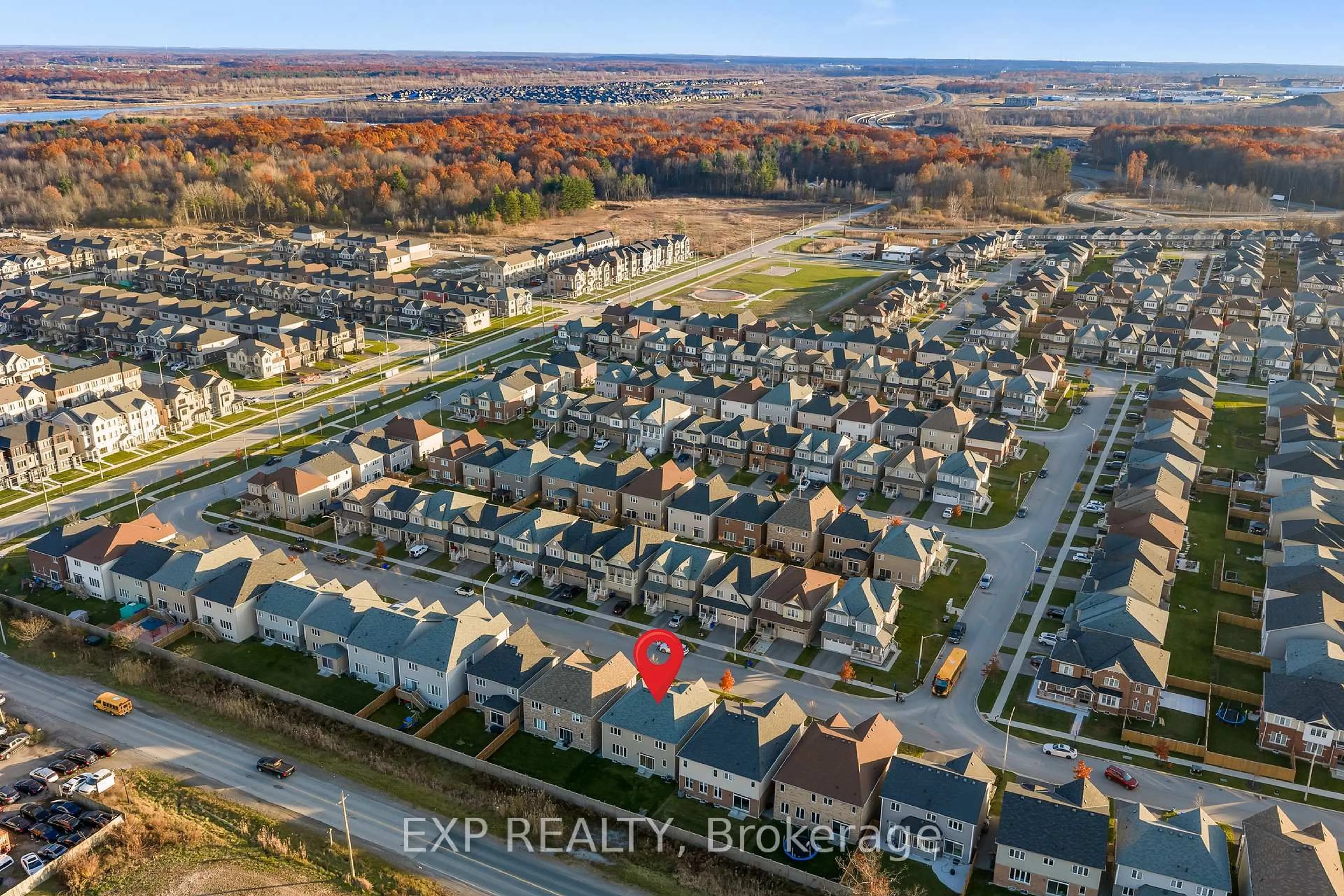 A pic from outside/outdoor area/front of a property/back of a property/a pic from drone, street for 24 Esther Cres, Thorold Ontario L3B 5N5