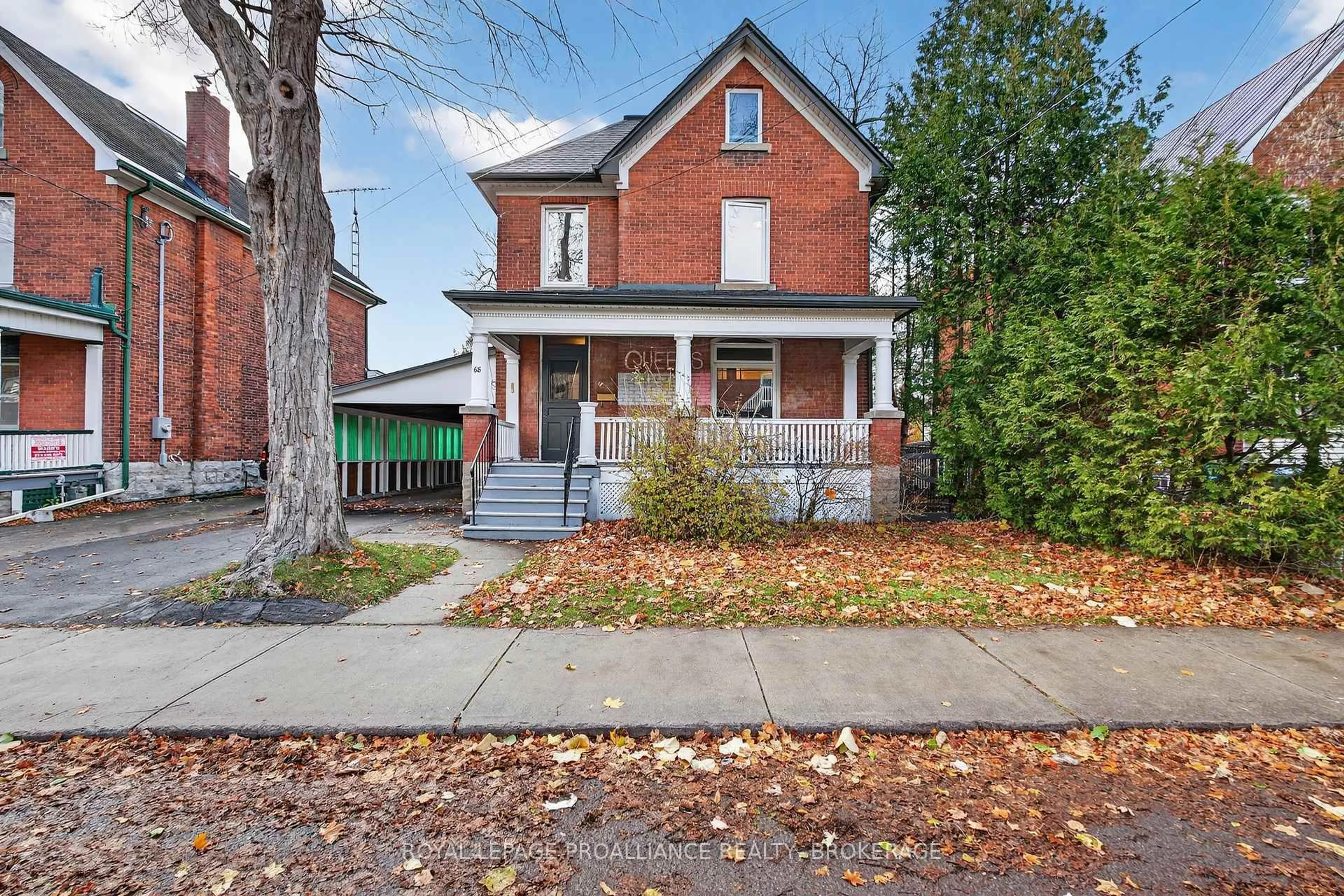 Home with brick exterior material, street for 68 Nelson St, Kingston Ontario K7L 3W8