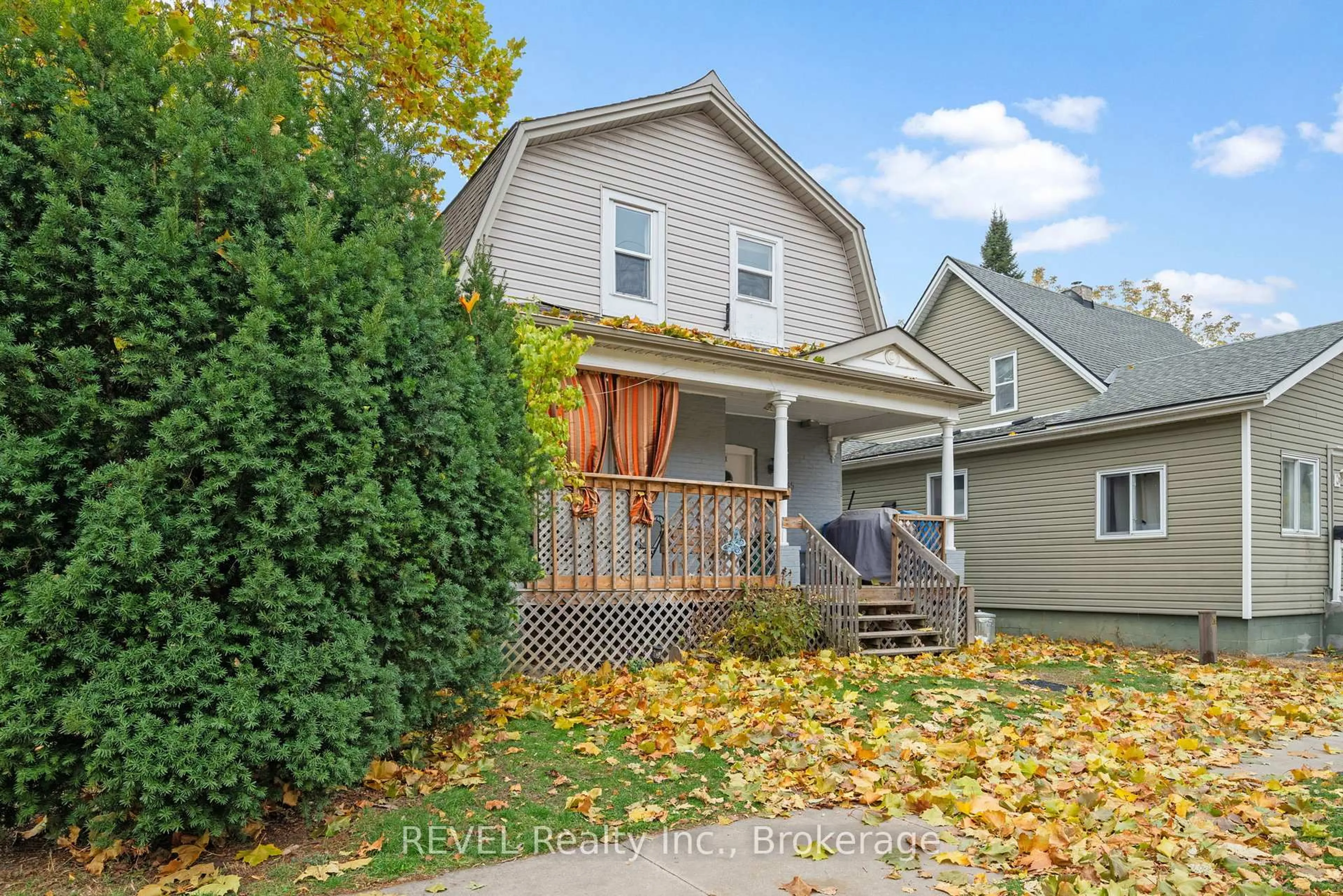 Unknown for 35 Catherine St, St. Catharines Ontario L2R 5E8