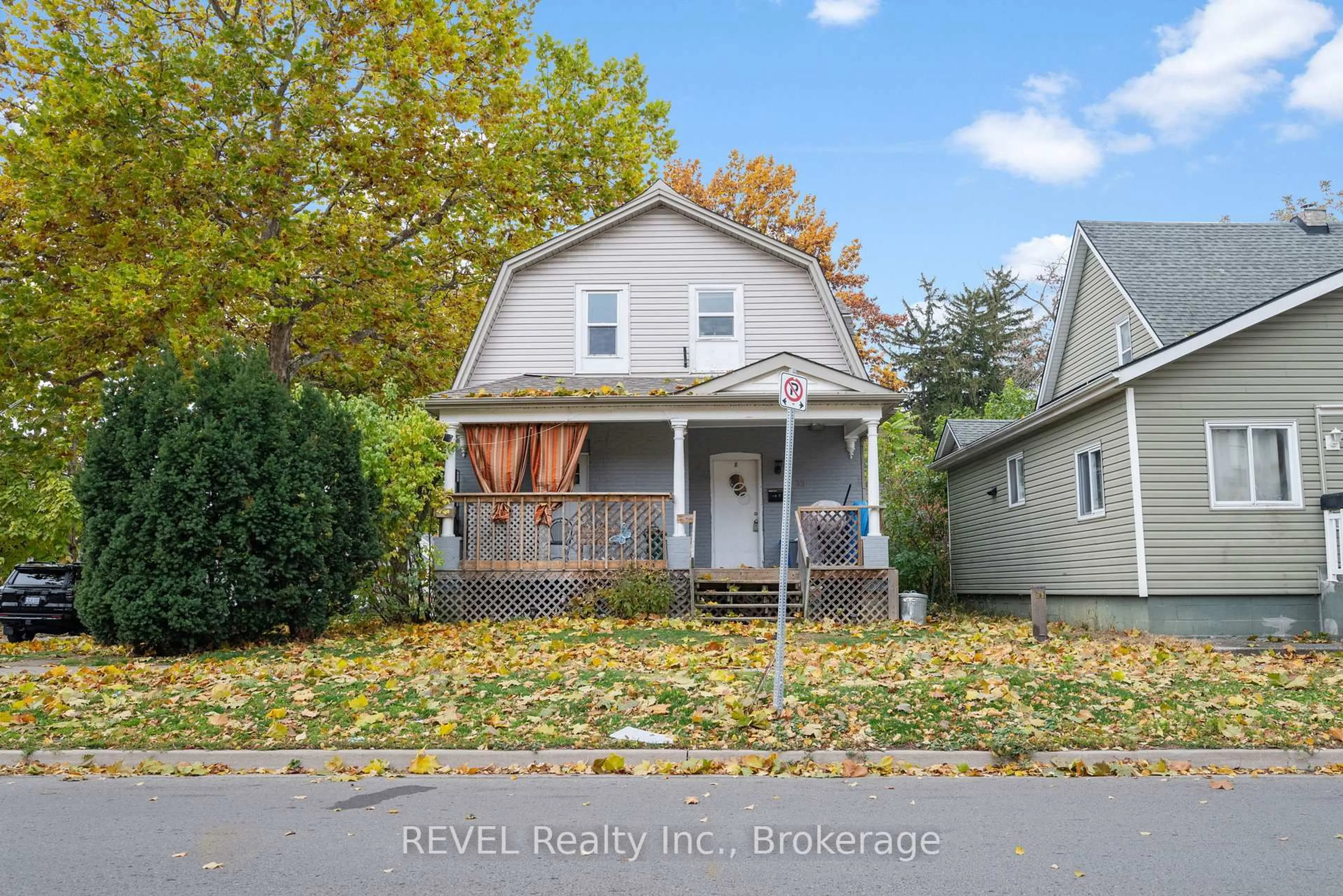 Unknown for 35 Catherine St, St. Catharines Ontario L2R 5E8