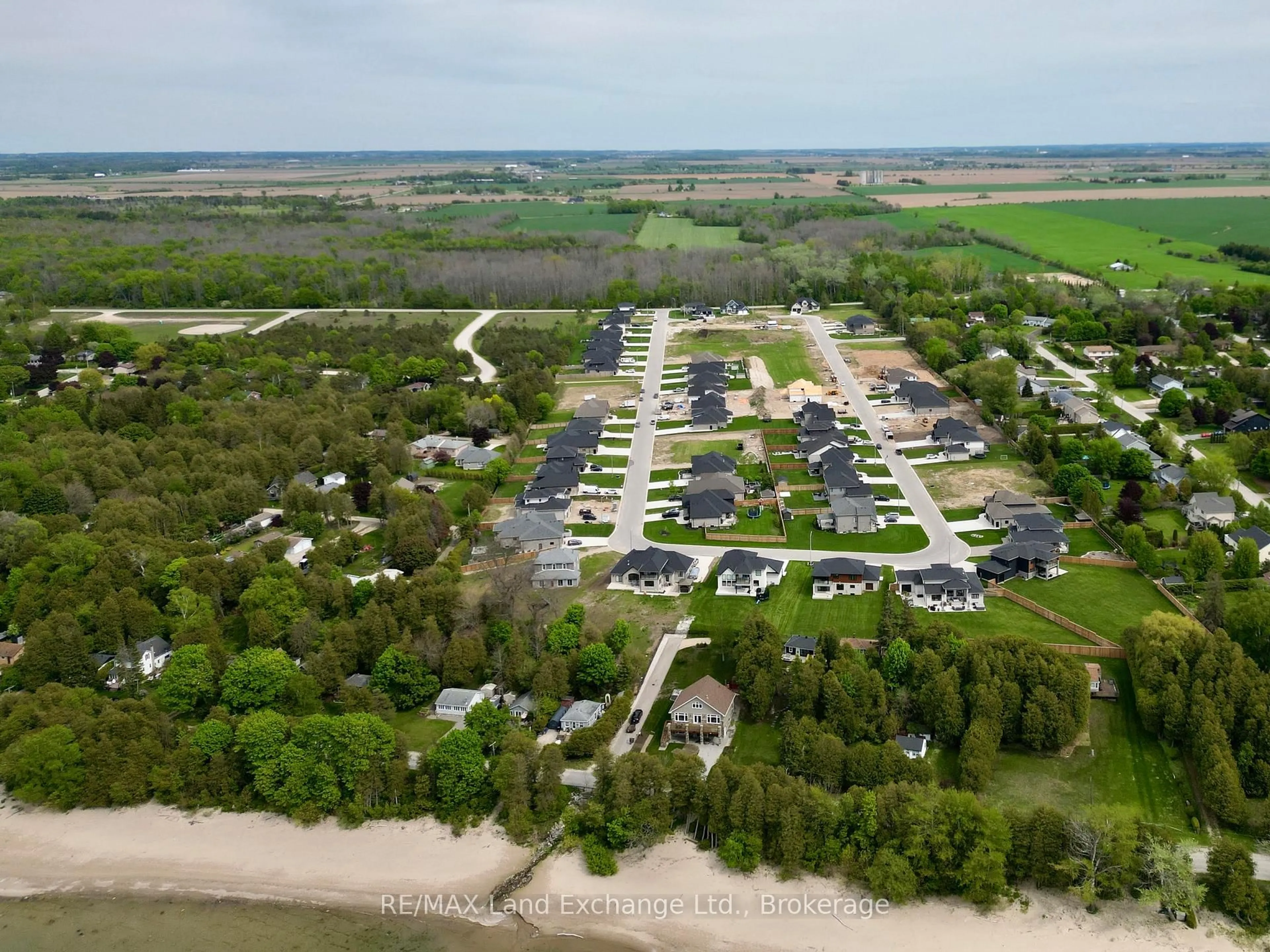 A pic from outside/outdoor area/front of a property/back of a property/a pic from drone, water/lake/river/ocean view for 962 Bogdanovic Way, Huron-Kinloss Ontario N2Z 0H4