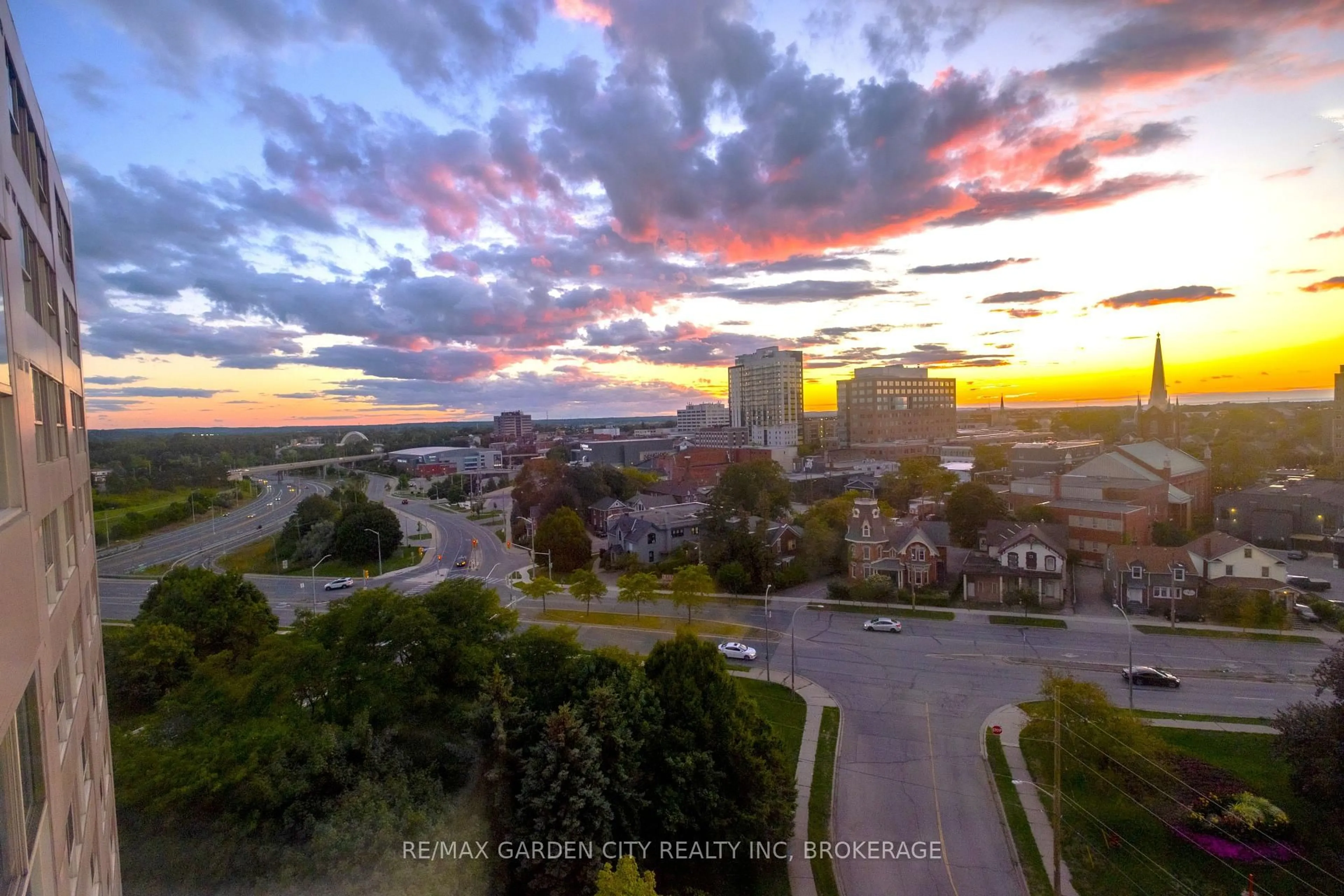 A pic from outside/outdoor area/front of a property/back of a property/a pic from drone, city buildings view from balcony for 7 Gale Cres #1111, St. Catharines Ontario L2R 7M8