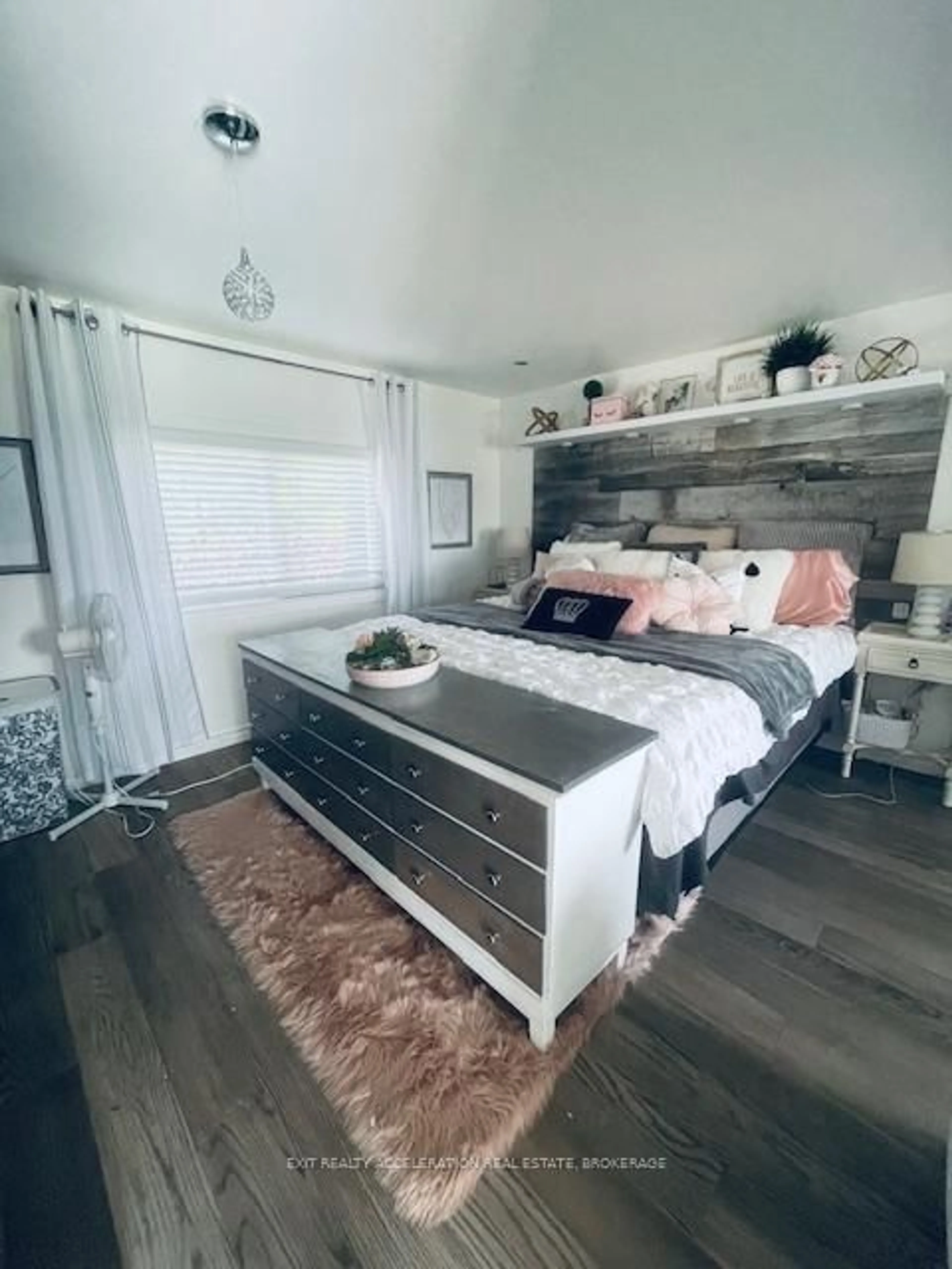 Bedroom with bed, wood/laminate floor for 38 Main St, Deseronto Ontario K0K 1X0