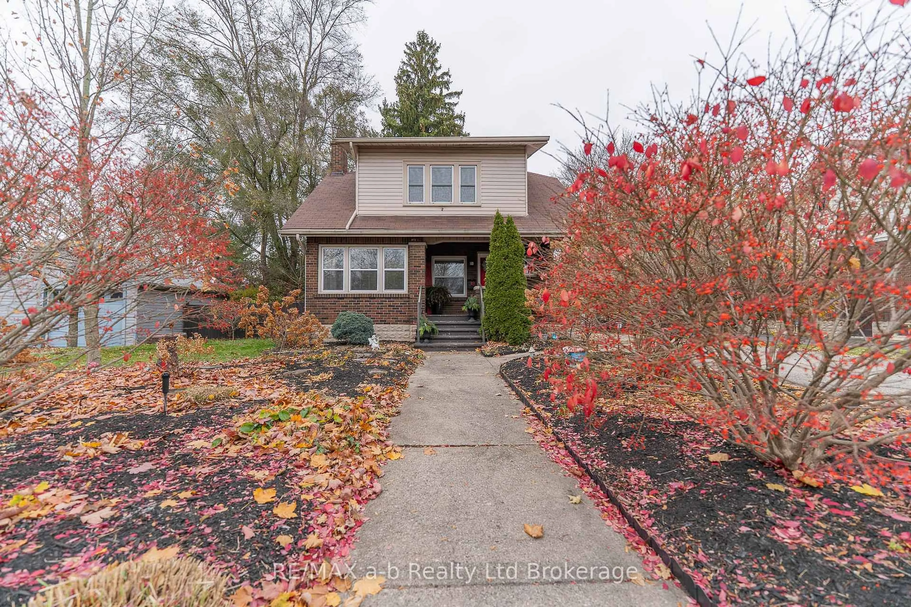 Home with brick exterior material, street for 30 Concession St, Tillsonburg Ontario N4G 1R3