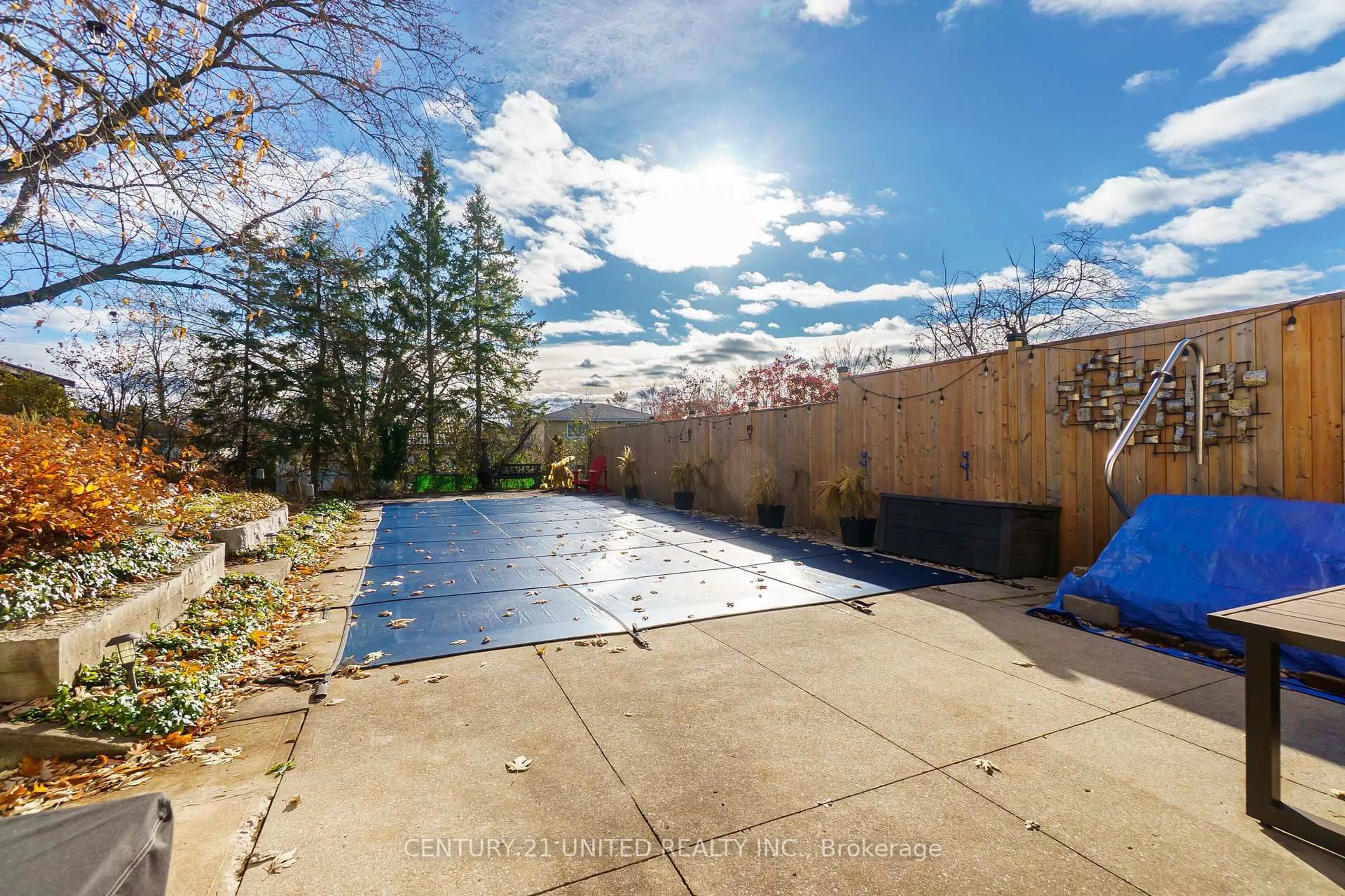 Unknown for 2627 Ridgetop Cres, Peterborough Ontario K9L 1J1