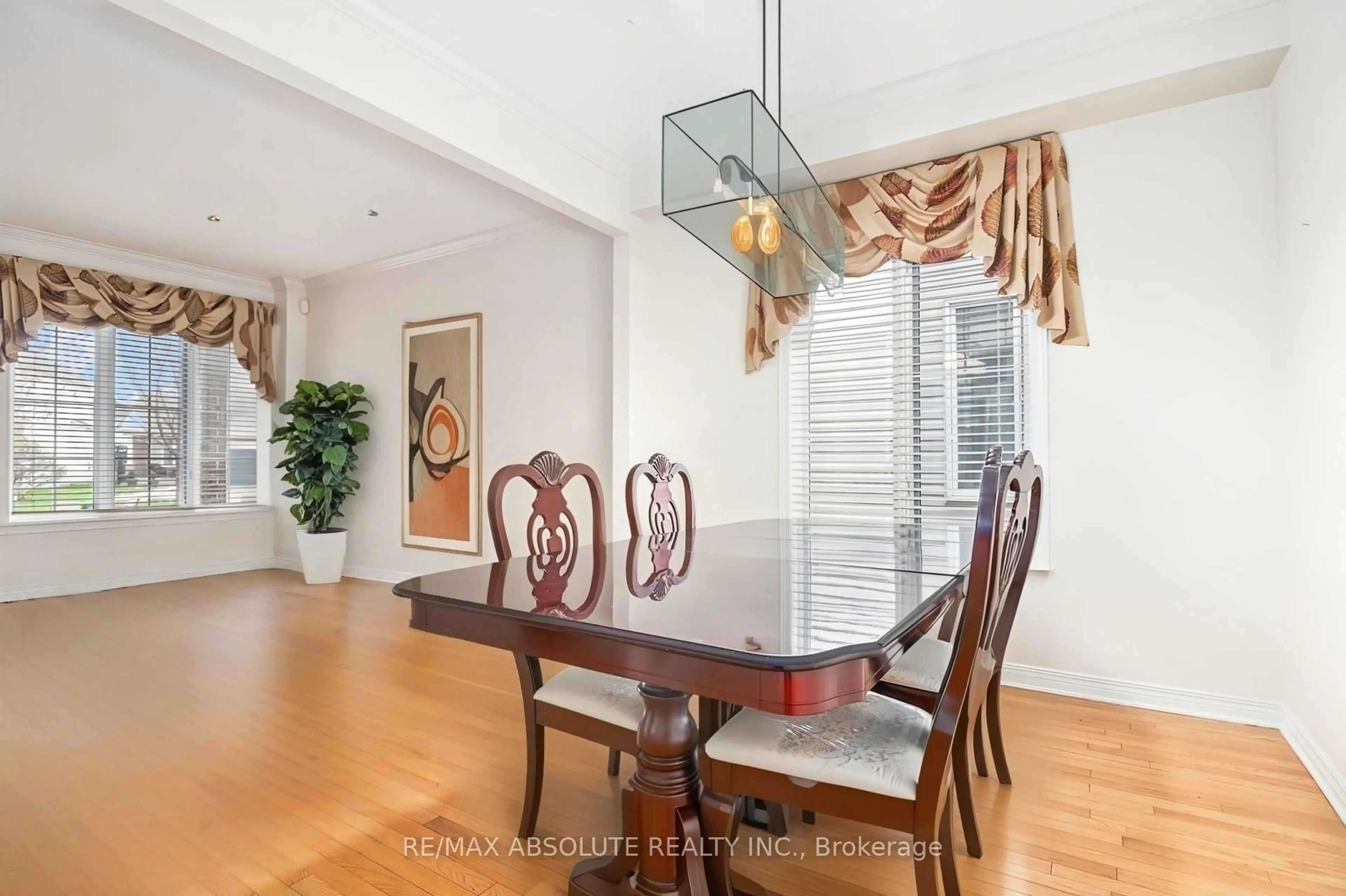 Dining room, unknown for 12 Oak Grove St, Ottawa Ontario K2G 6R4