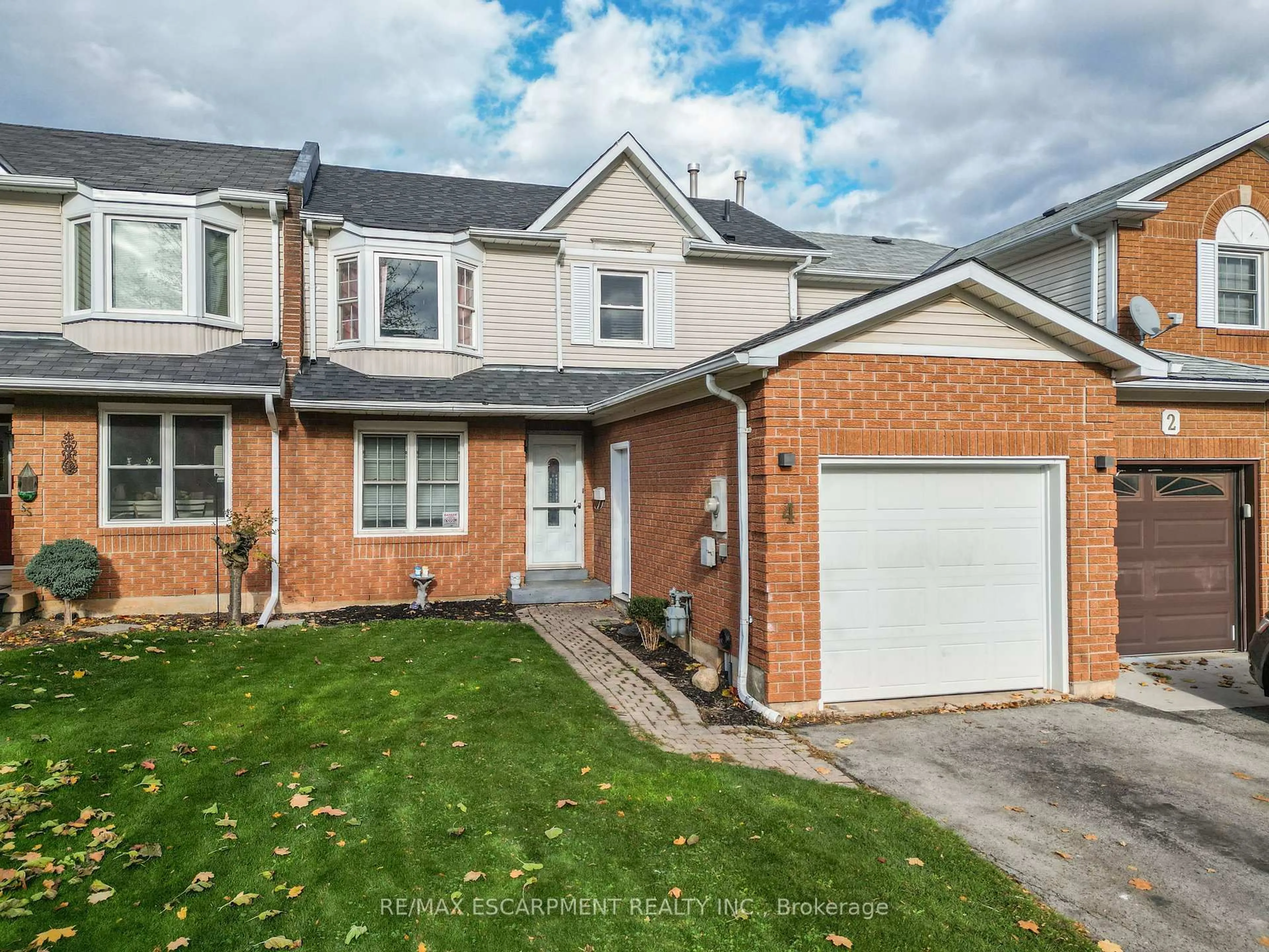 Home with brick exterior material, street for 4 Pleasant Grove Terr, Grimsby Ontario L3M 5G8