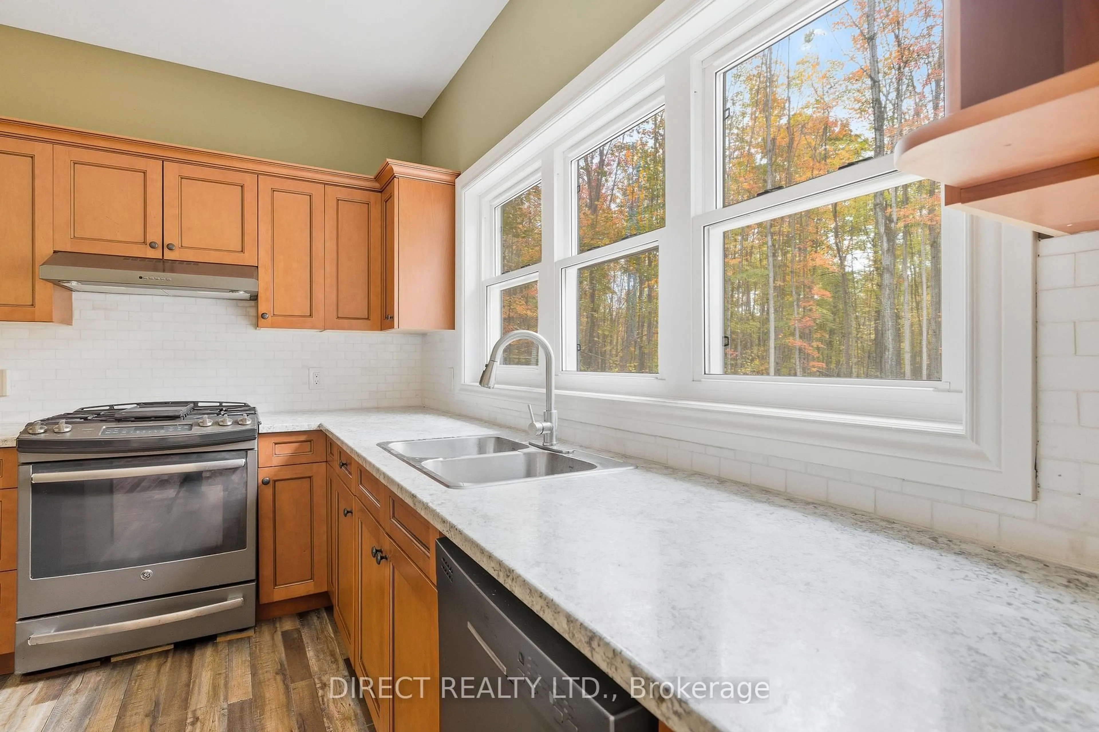 Open concept kitchen, ceramic/tile floor for 1912 Moneymore Rd, Belleville Ontario K0K 2Y0