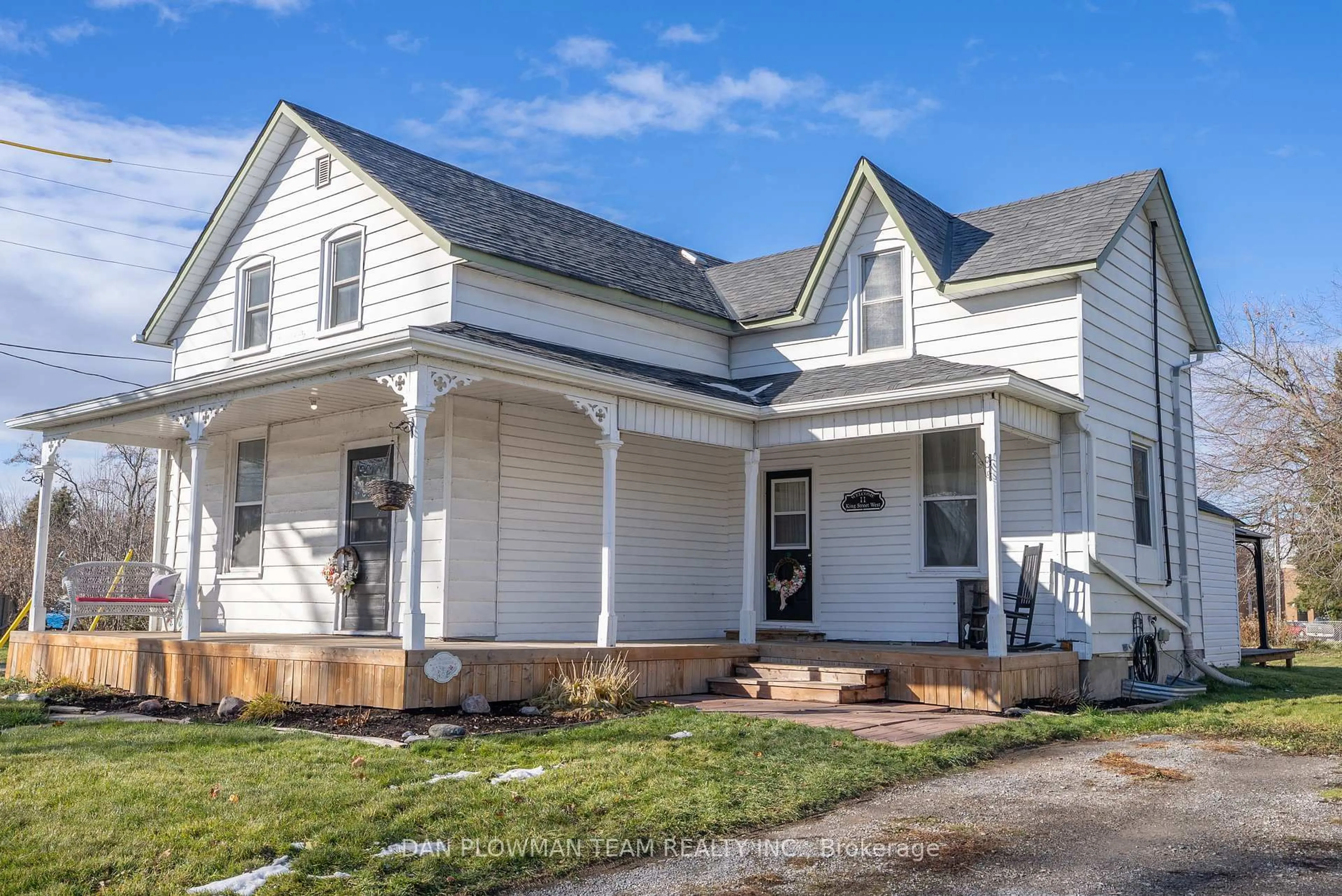 Home with vinyl exterior material, street for 11 King St, Kawartha Lakes Ontario K0L 2W0