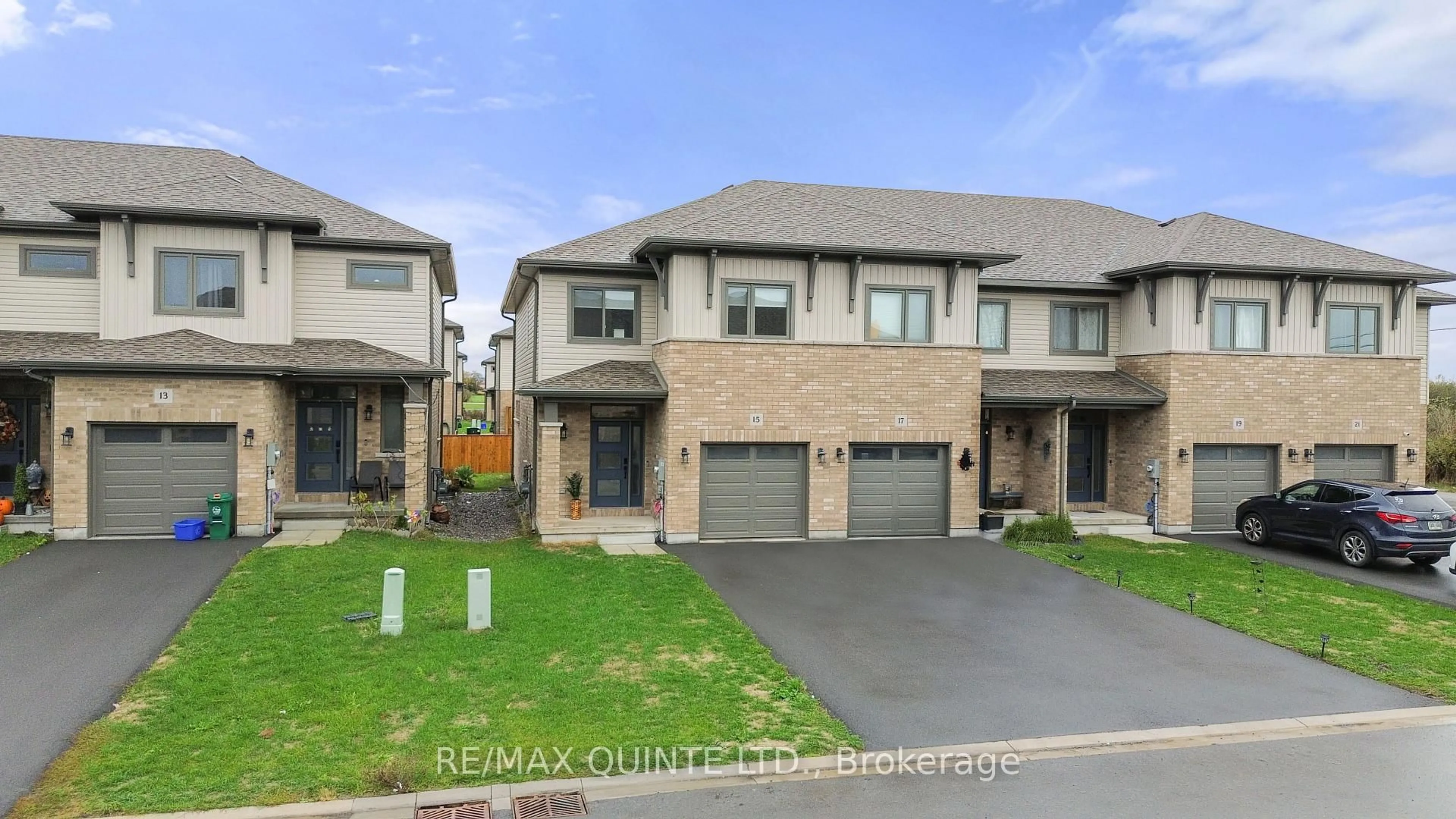 Unknown for 15 Miramichi St, Belleville Ontario K8N 0T3