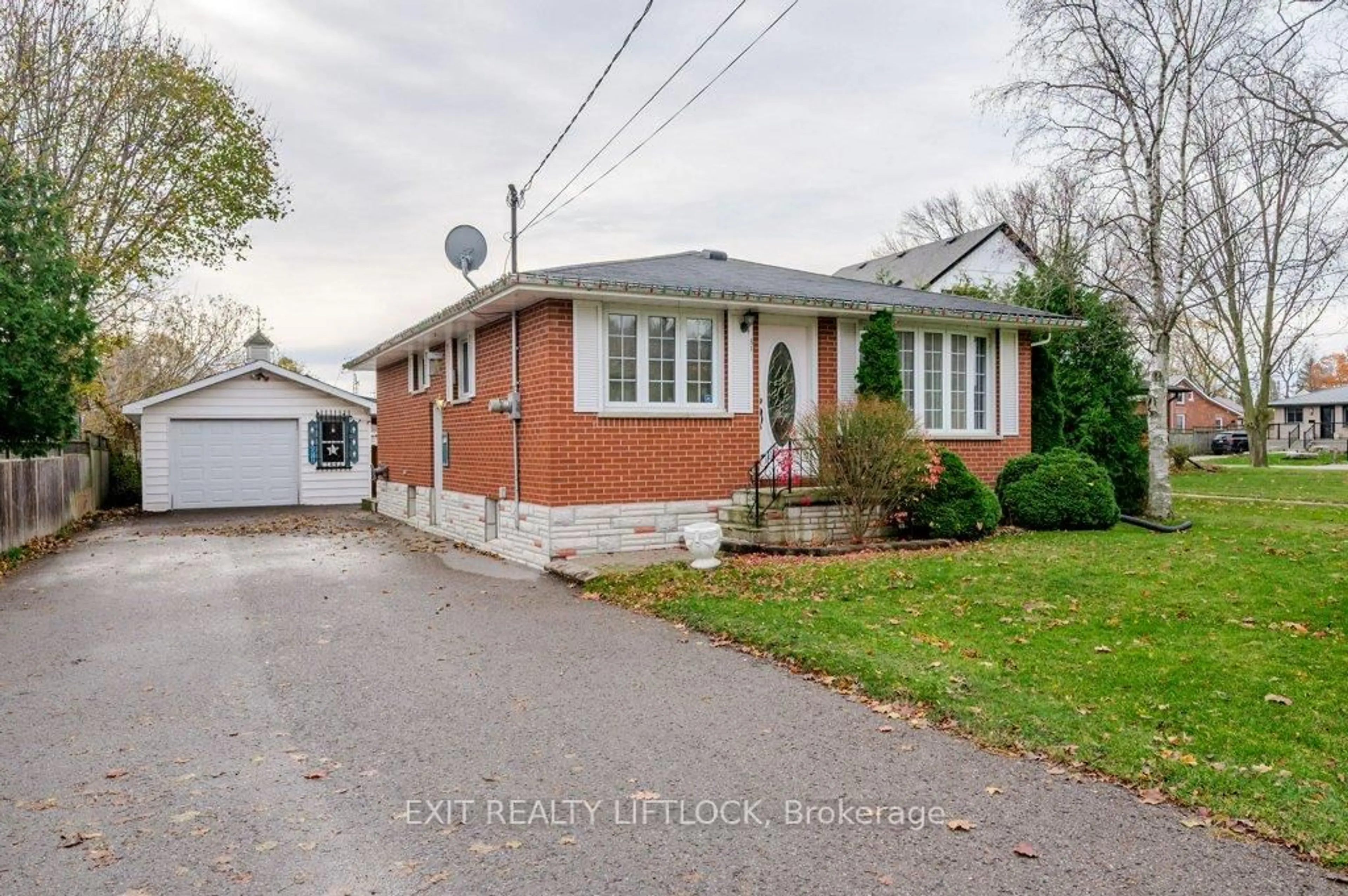 Home with brick exterior material, street for 31 William St, Port Hope Ontario L1A 1K3