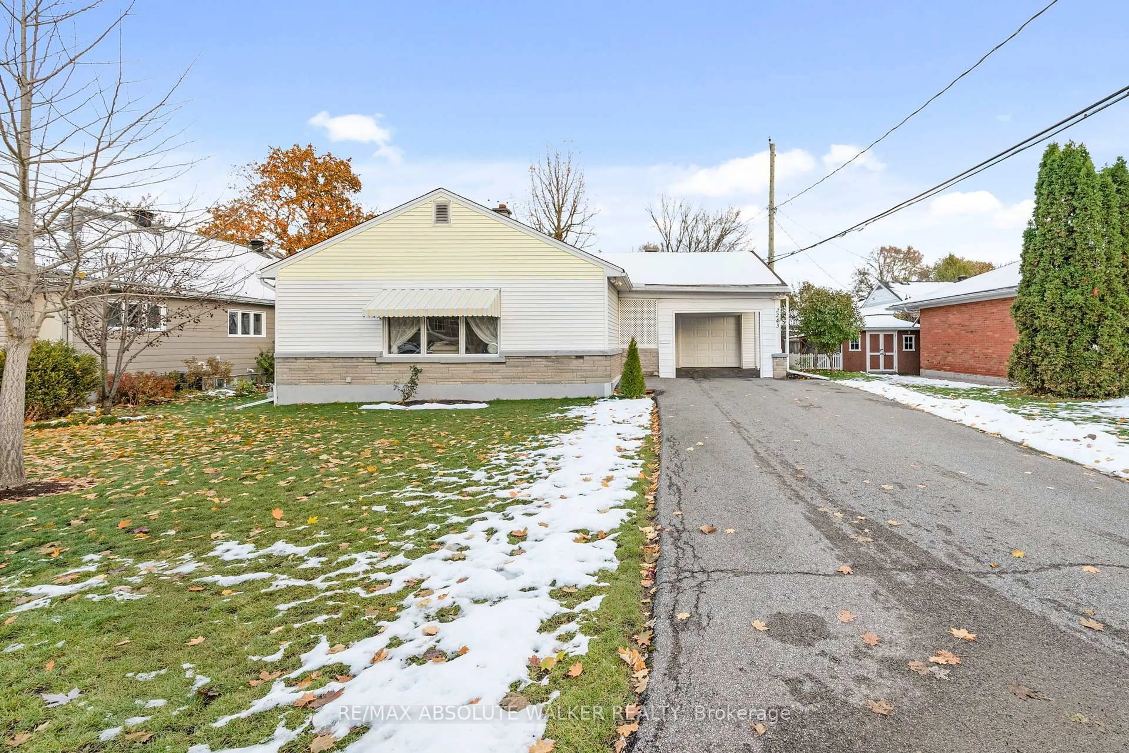 Unknown for 2243 Hillary Ave, Ottawa Ontario K1H 7H7