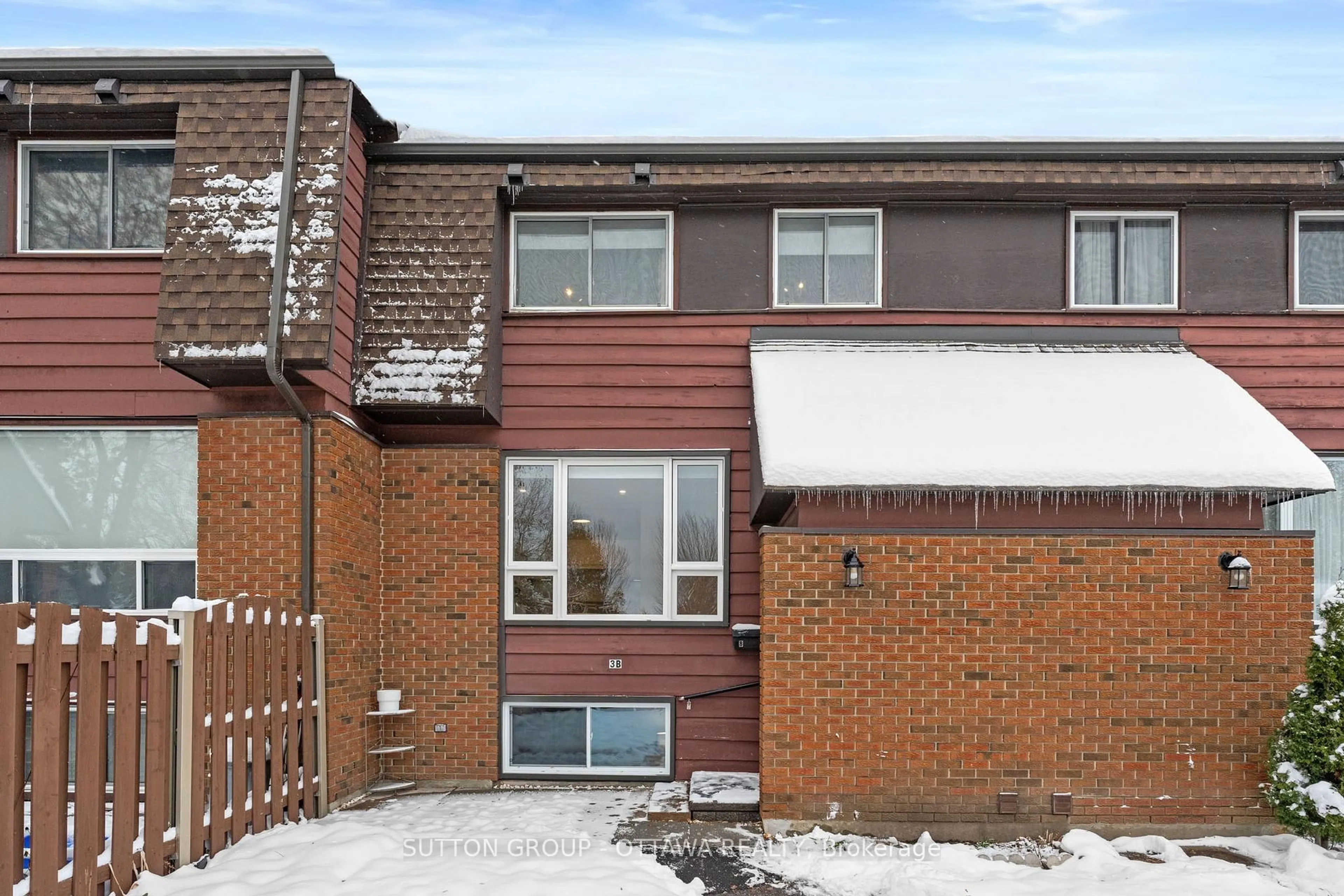 Home with brick exterior material, street for 3 Banner Rd #B, Ottawa Ontario K2H 8T3