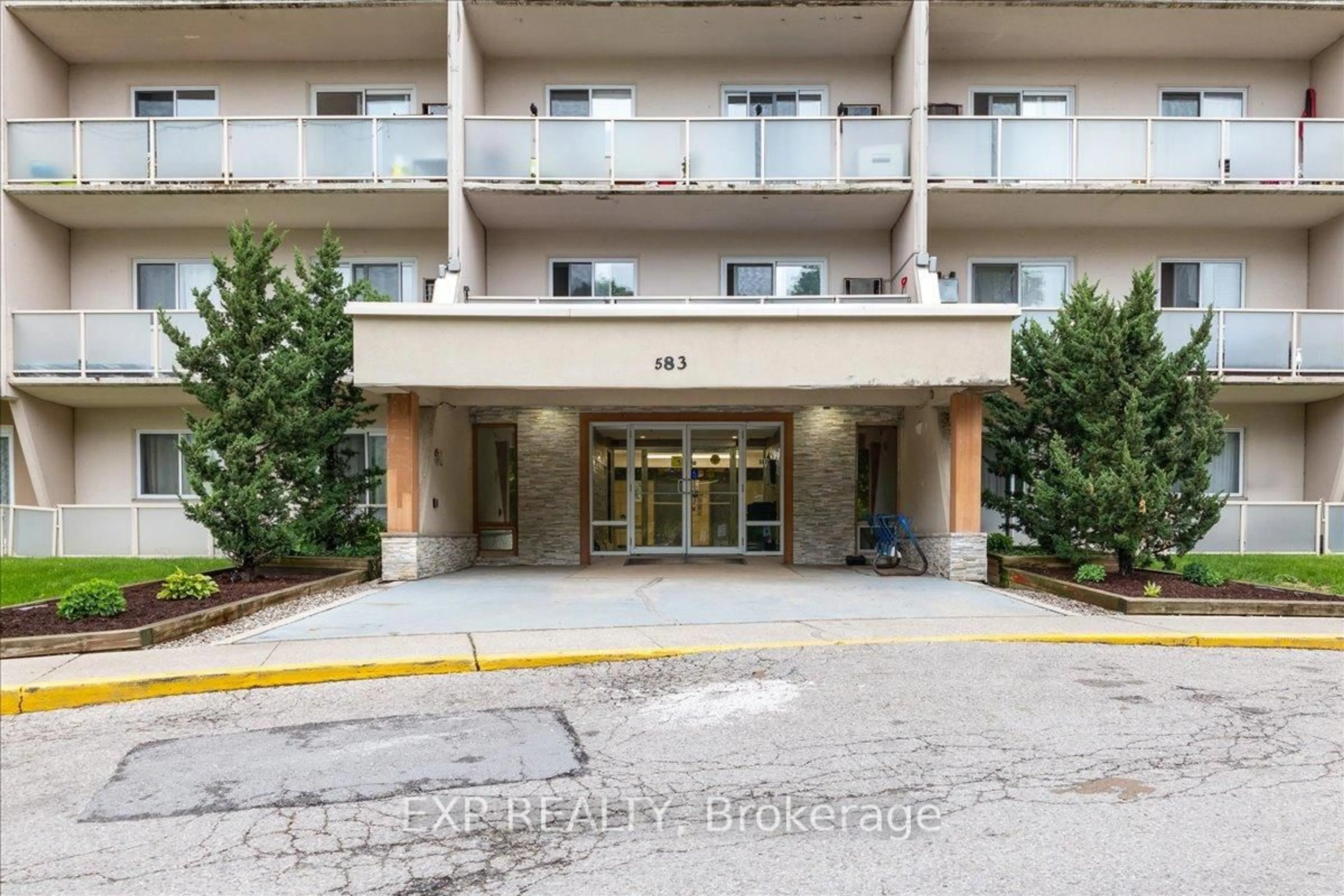 Unknown for 583 Mornington Ave #811, London East Ontario N5Y 3E9