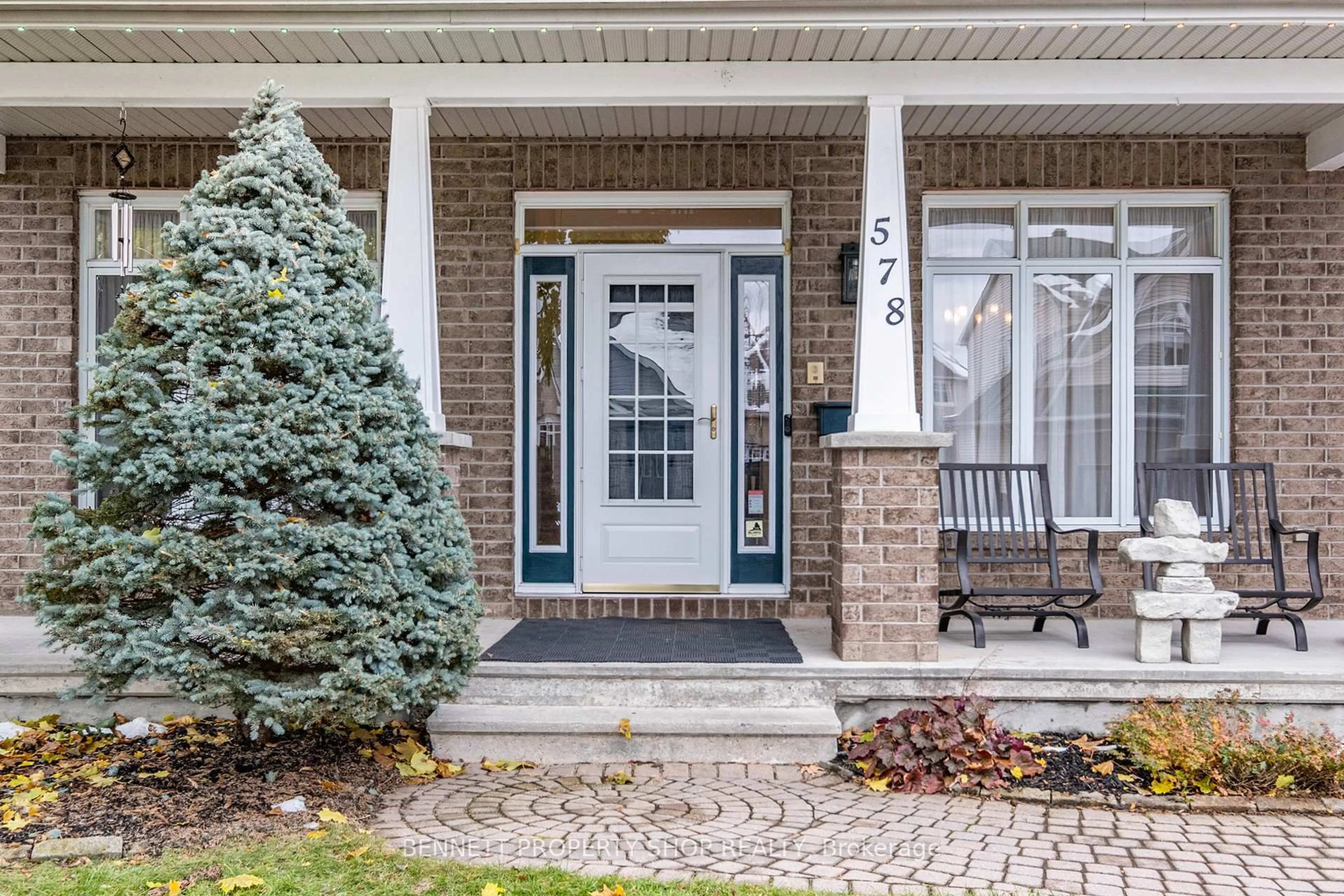 Unknown for 578 Devonwood Circ, Gloucester Ontario K1T 4E6