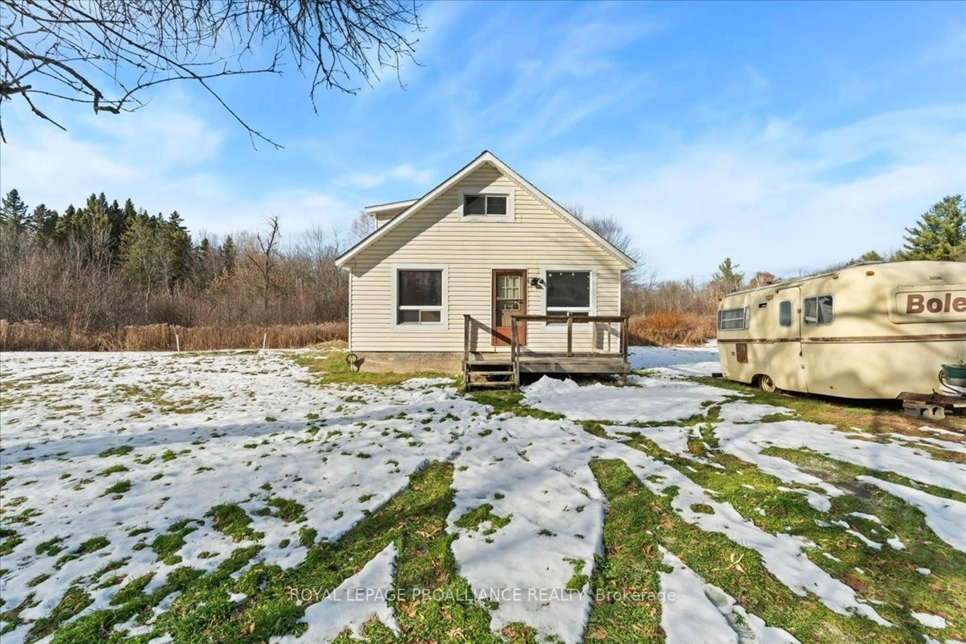 A pic from outside/outdoor area/front of a property/back of a property/a pic from drone, unknown for 702 French Settlement Rd, Tweed Ontario K0K 3J0