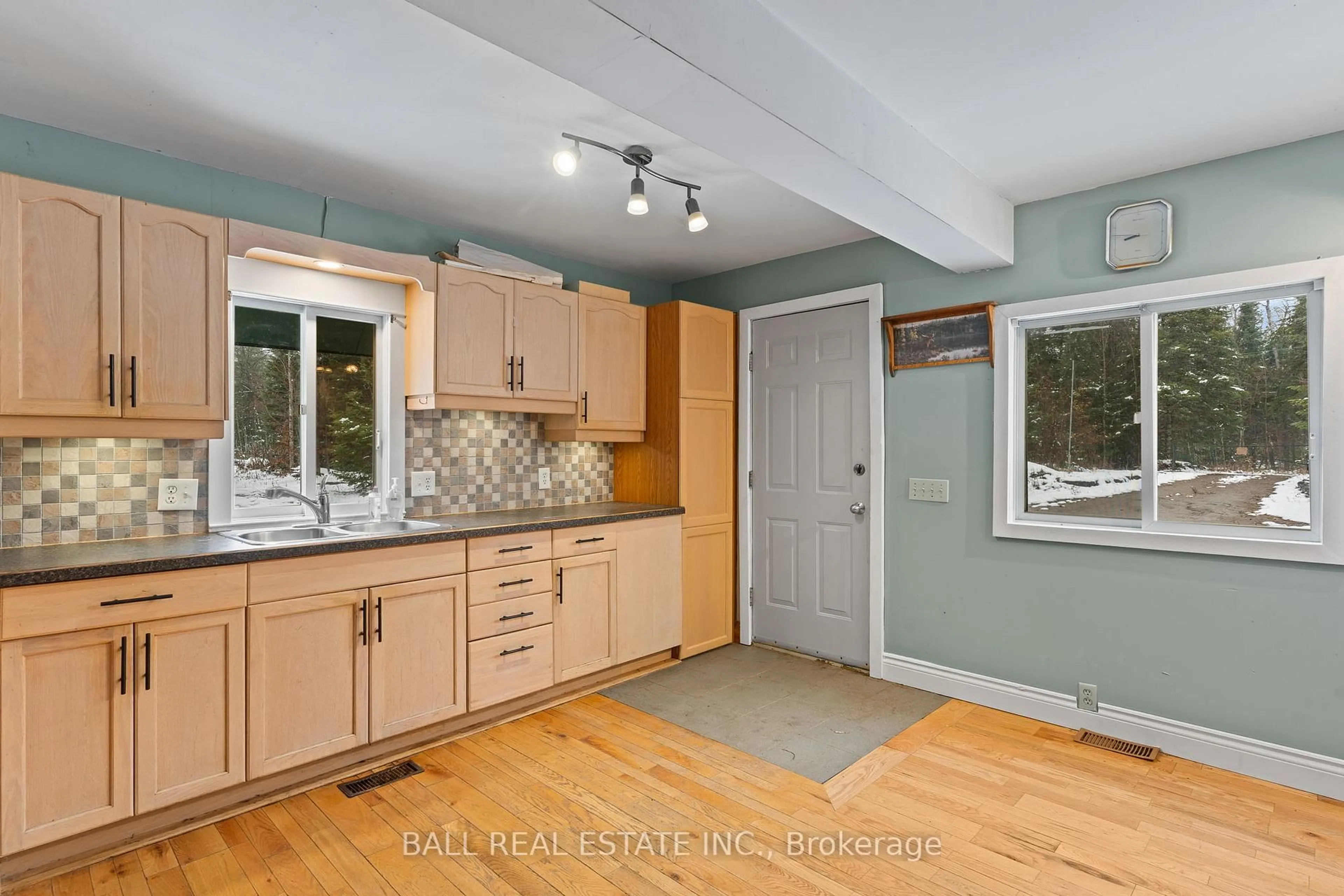 Open concept kitchen, unknown for 1160 Somerville 3rd Concession, Kawartha Lakes Ontario K0M 1N0