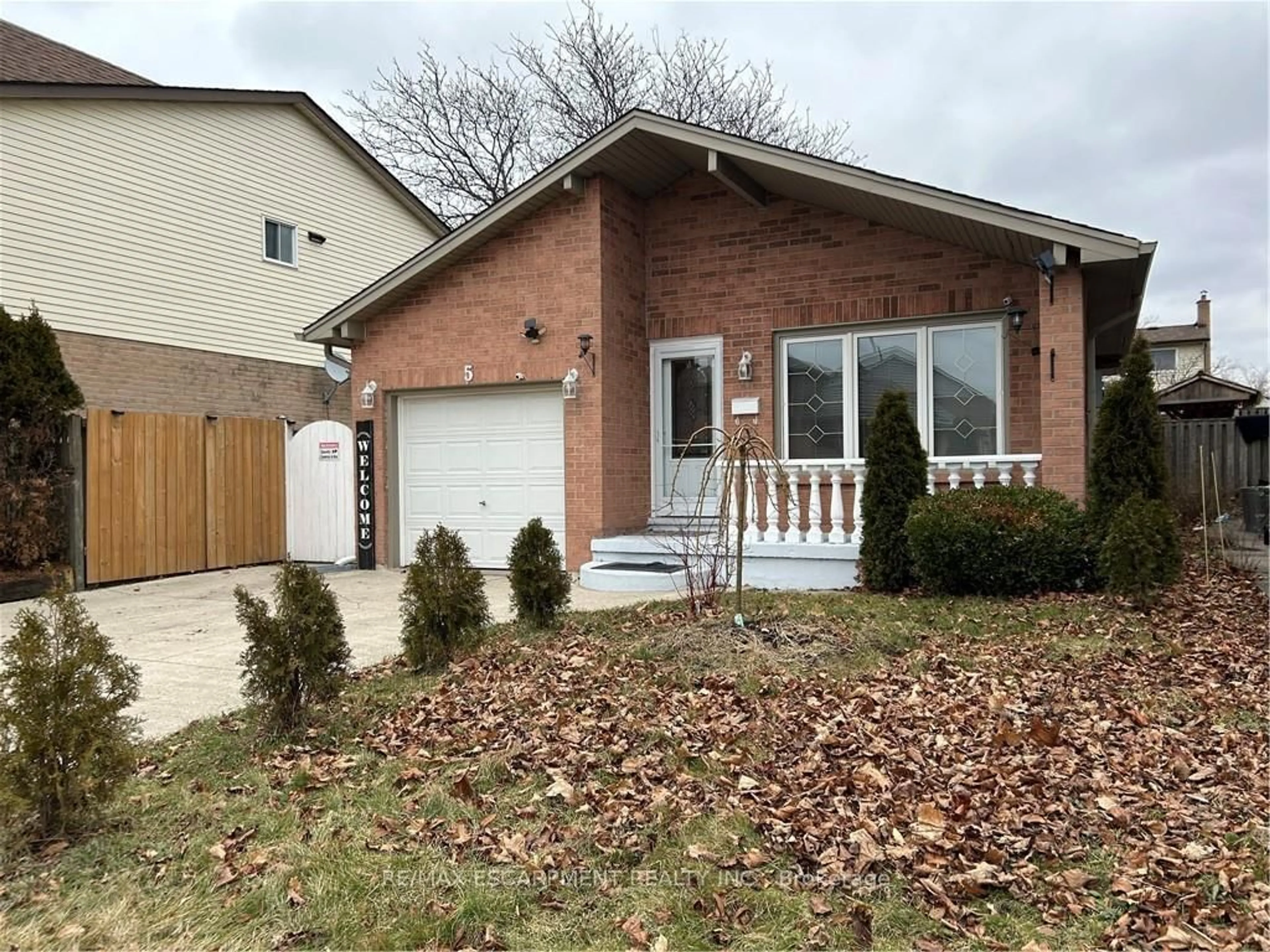 Home with brick exterior material, street for 5 Twinoaks Cres, Hamilton Ontario L8J 2E6