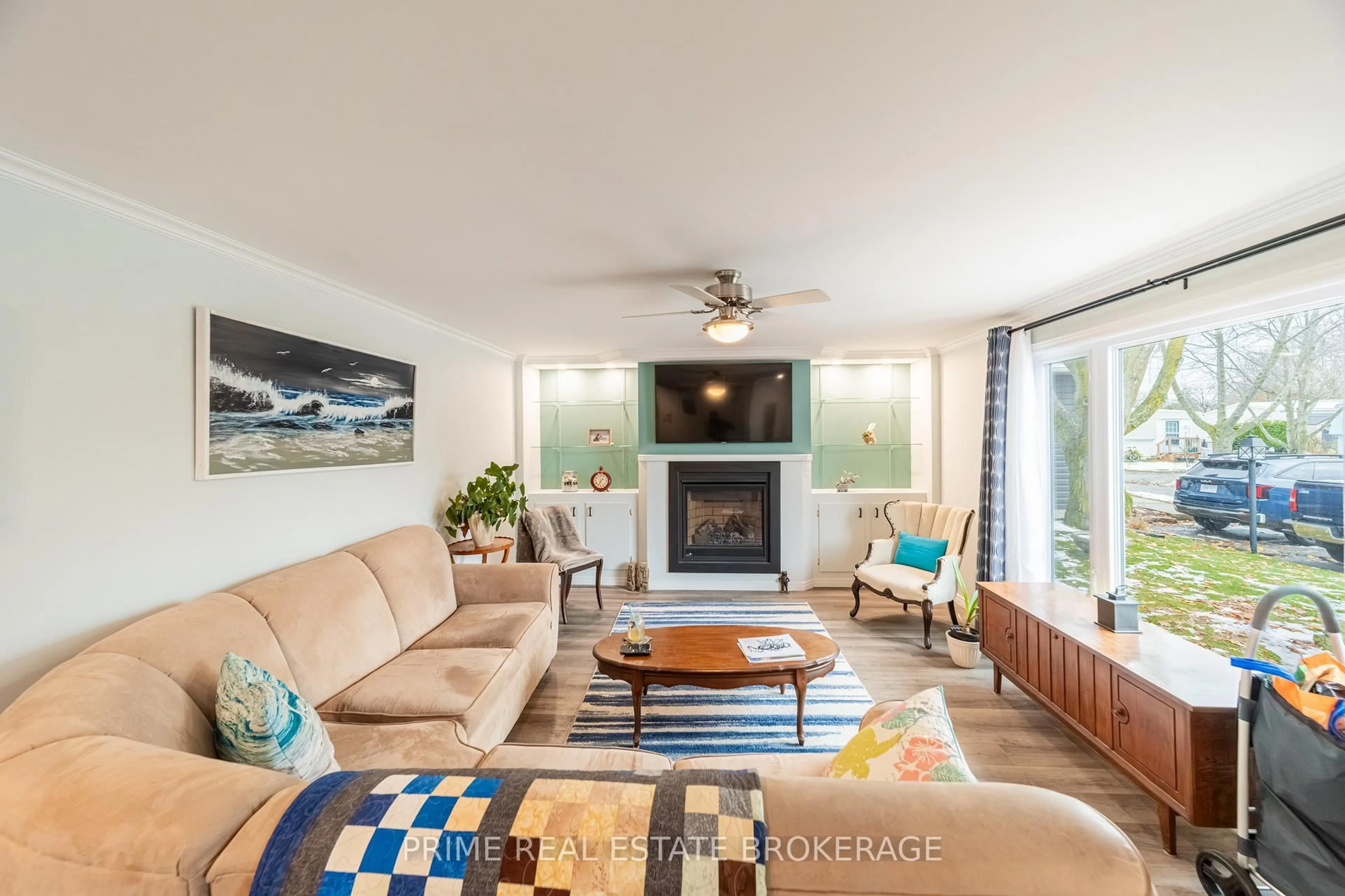 Living room with furniture, unknown for 246 Southwinds Crt, South Huron Ontario N0M 1T0