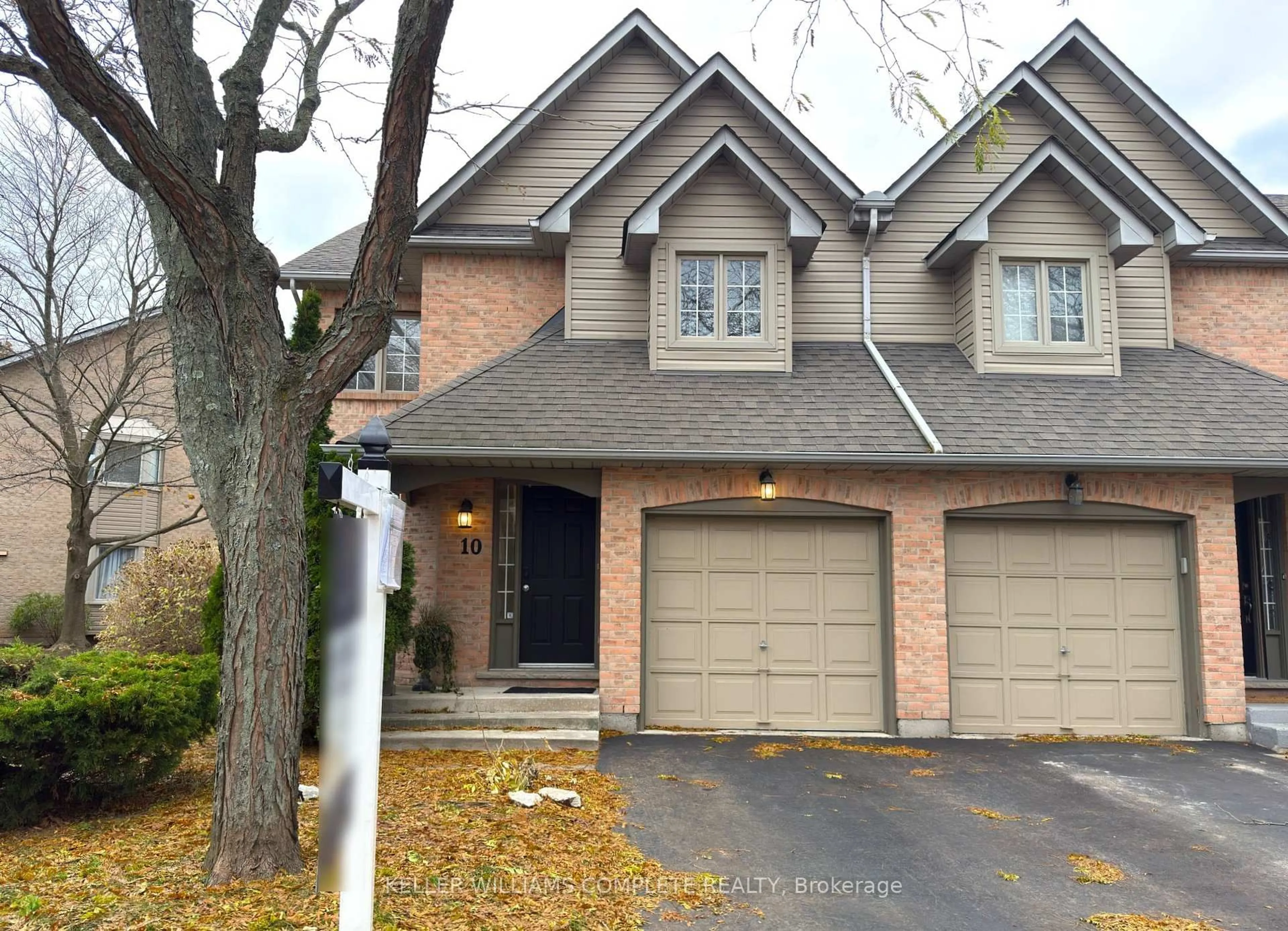 Home with brick exterior material, street for 320 Hamilton Dr #10, Hamilton Ontario L9G 4W6