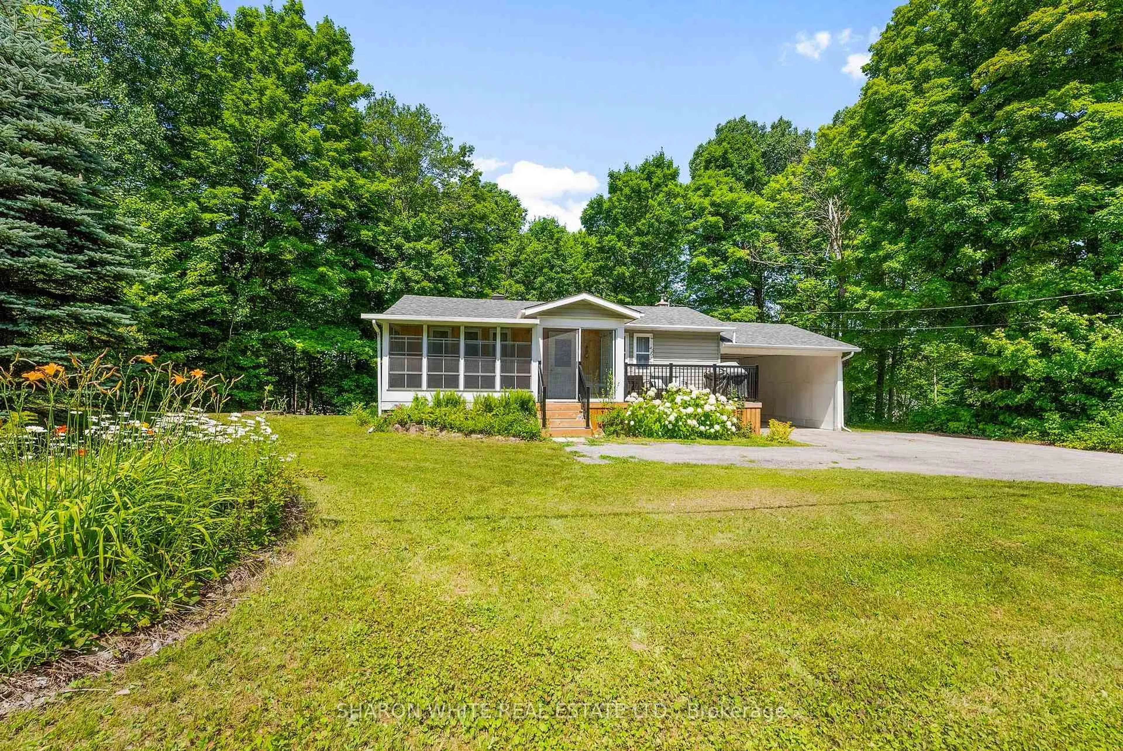 Home with vinyl exterior material, unknown for 1540 South Baptiste Lake Rd, Bancroft Ontario K0L 1C0